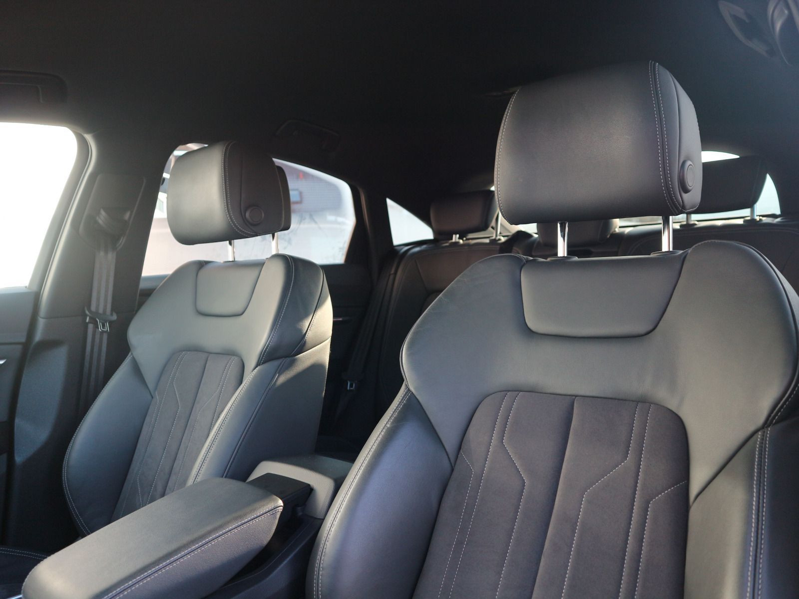 Fahrzeugabbildung Audi Q8 e-tron Sportback 55 quattro advanced AHK*CARPLAY*ACC