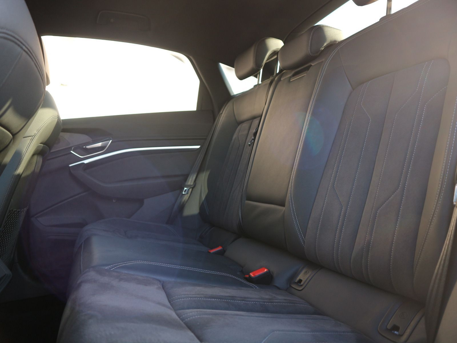 Fahrzeugabbildung Audi Q8 e-tron Sportback 55 quattro advanced AHK*CARPLAY*ACC