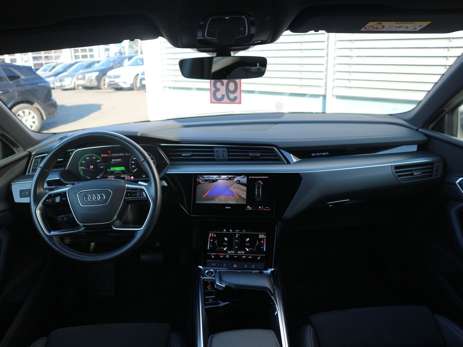 Fahrzeugabbildung Audi Q8 e-tron Sportback 55 quattro advanced AHK*CARPLAY*ACC