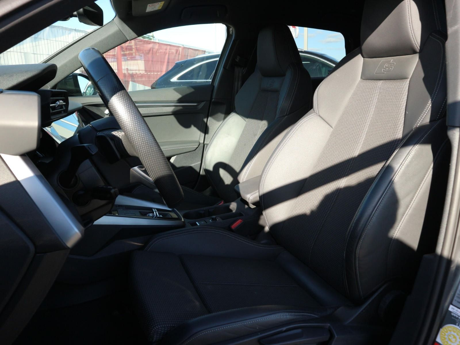 Fahrzeugabbildung Audi A3 Sportback 40 TDI quattro S line AHK*RFK*ACC
