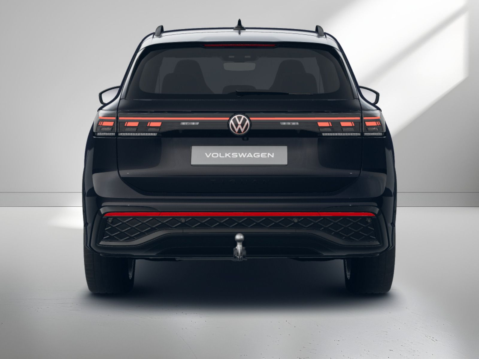 Fahrzeugabbildung Volkswagen Tiguan R-Line 2,0 TDI SCR 4MOTION (193 PS) DSG*AHK*Winterräder*STHZG*