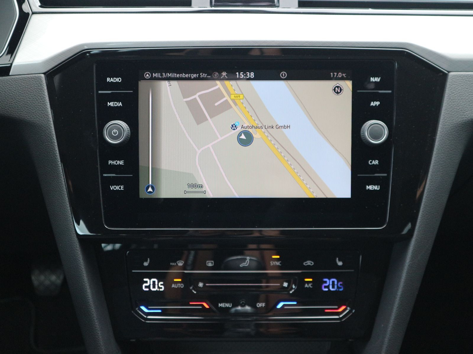 Fahrzeugabbildung Volkswagen Passat Variant Business R-Line 2.0 TDI ACC RFK LED NAVI