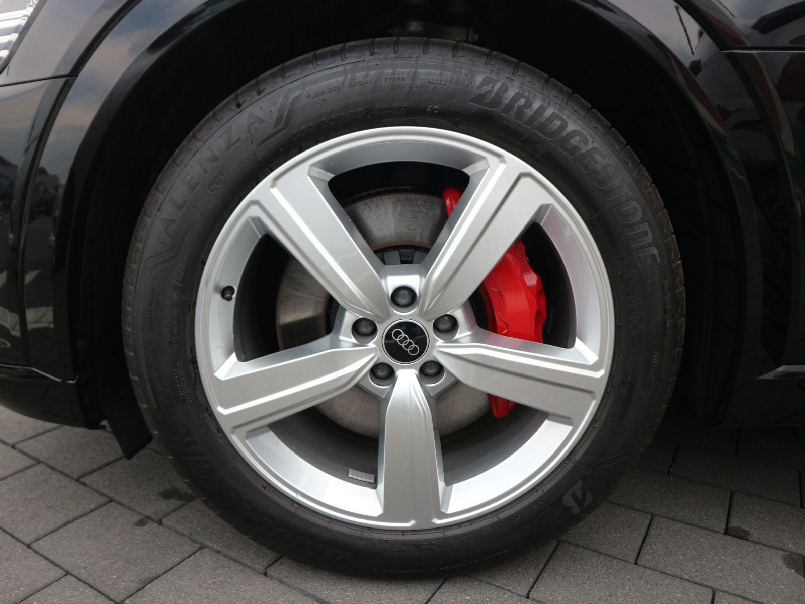 Fahrzeugabbildung Audi Q8 Sportback e-tron 55 e-tron quattro AHK*HEADUP