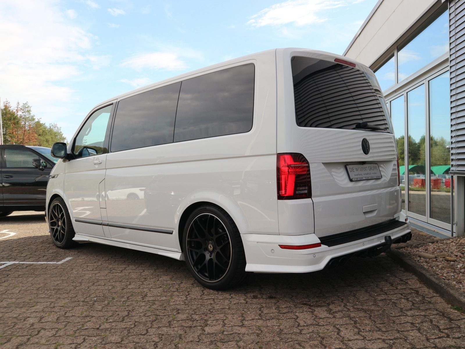 Fahrzeugabbildung Volkswagen T6.1 Multivan Generation Six 2.0 TDI ABT AHK