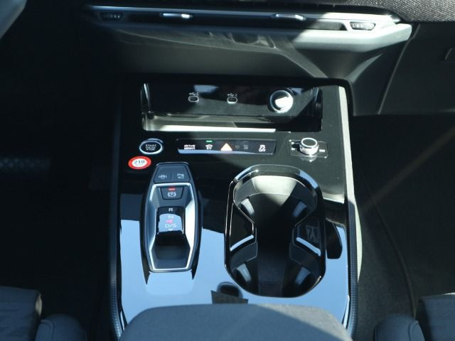 Fahrzeugabbildung Audi A5 Limousine edition one e-hybrid quattro 220 kW