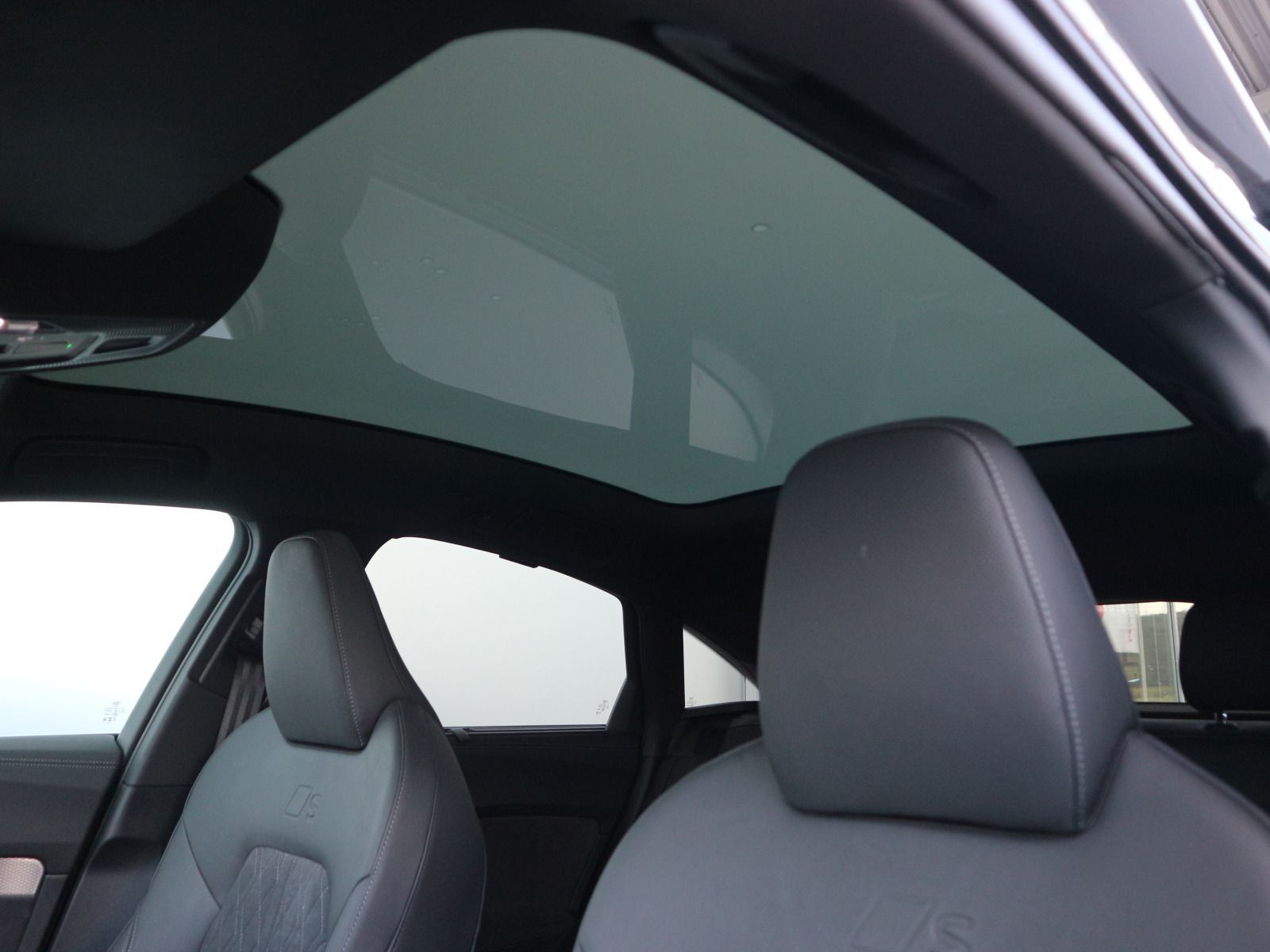 Fahrzeugabbildung Audi A5 Limousine TFSI quattro S tronic