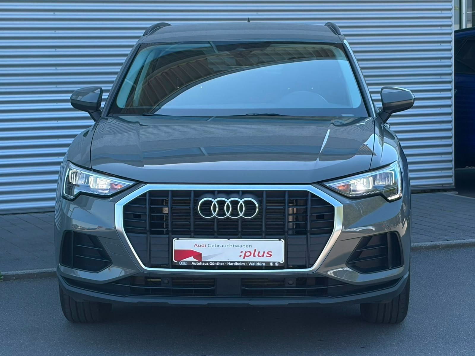 Fahrzeugabbildung Audi Q3 45 TFSIe S-TRONIC+WINTERRÄDER+AHK+SOUNDSYSTEM