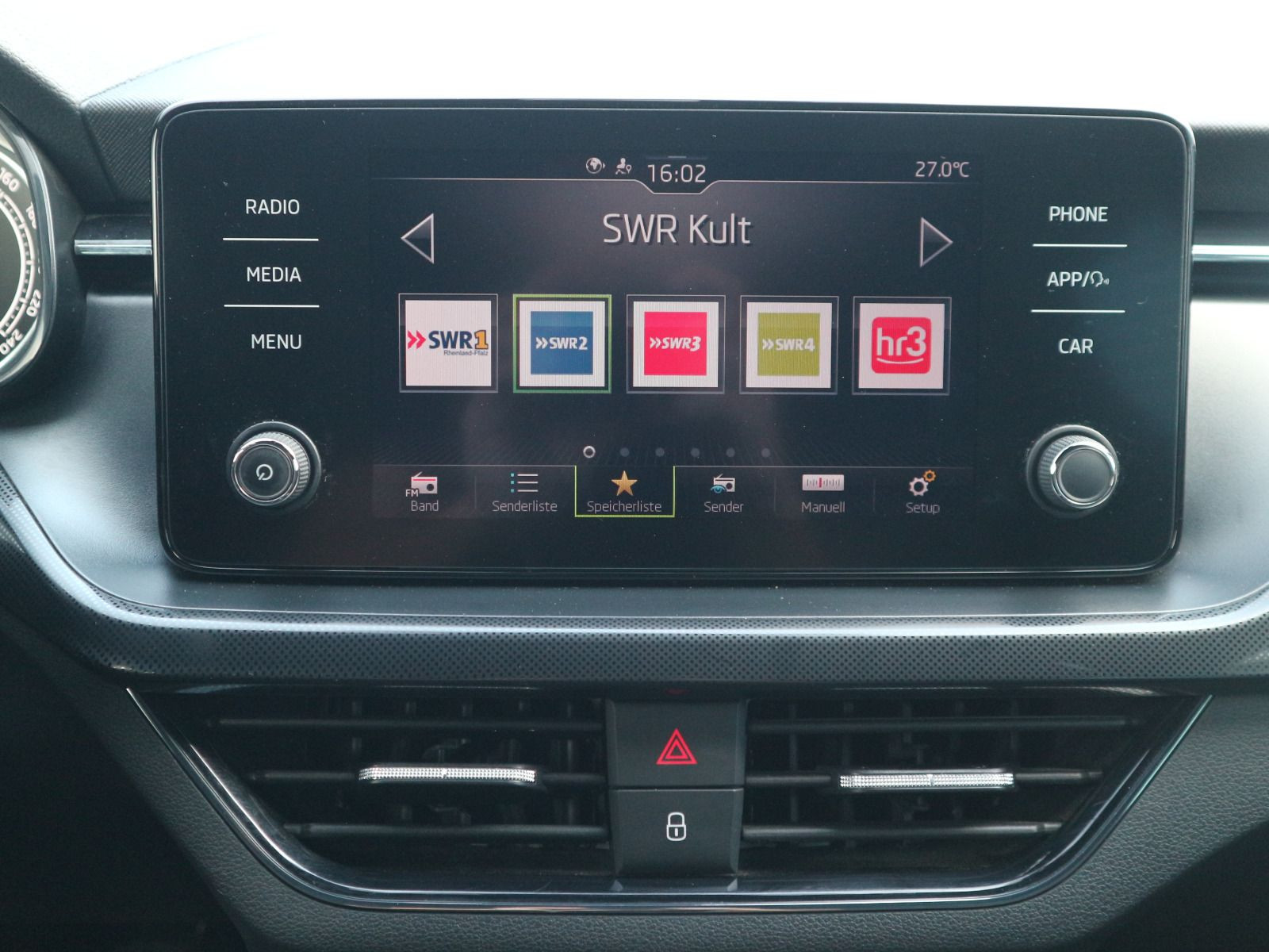 Fahrzeugabbildung SKODA Scala Style 1.5 TSI RFK LED RFK CARPLAY GRA