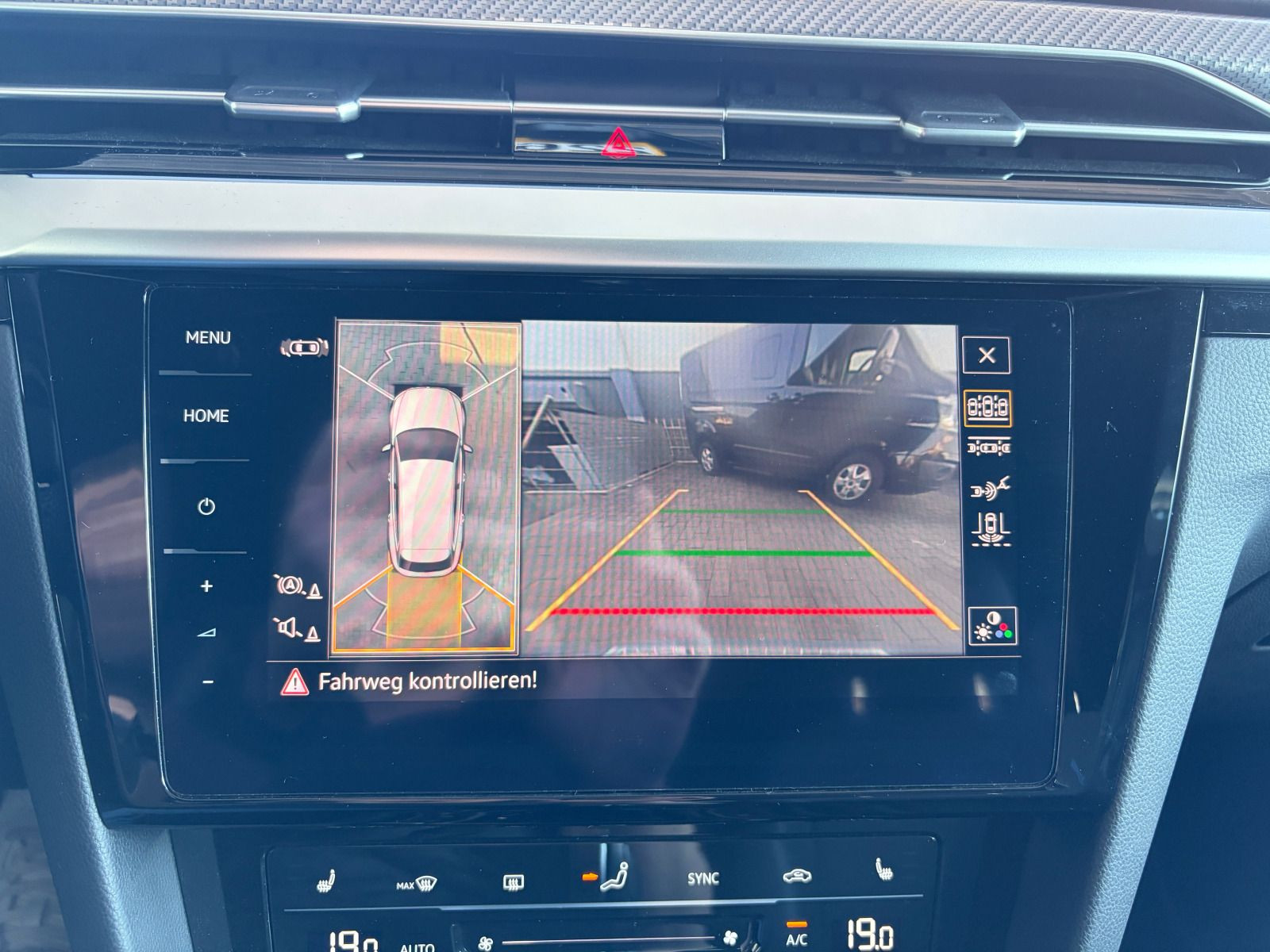Fahrzeugabbildung Volkswagen Arteon R Shooting Brake 2.0 TSI DSG 4M 360° MATRIX ACC