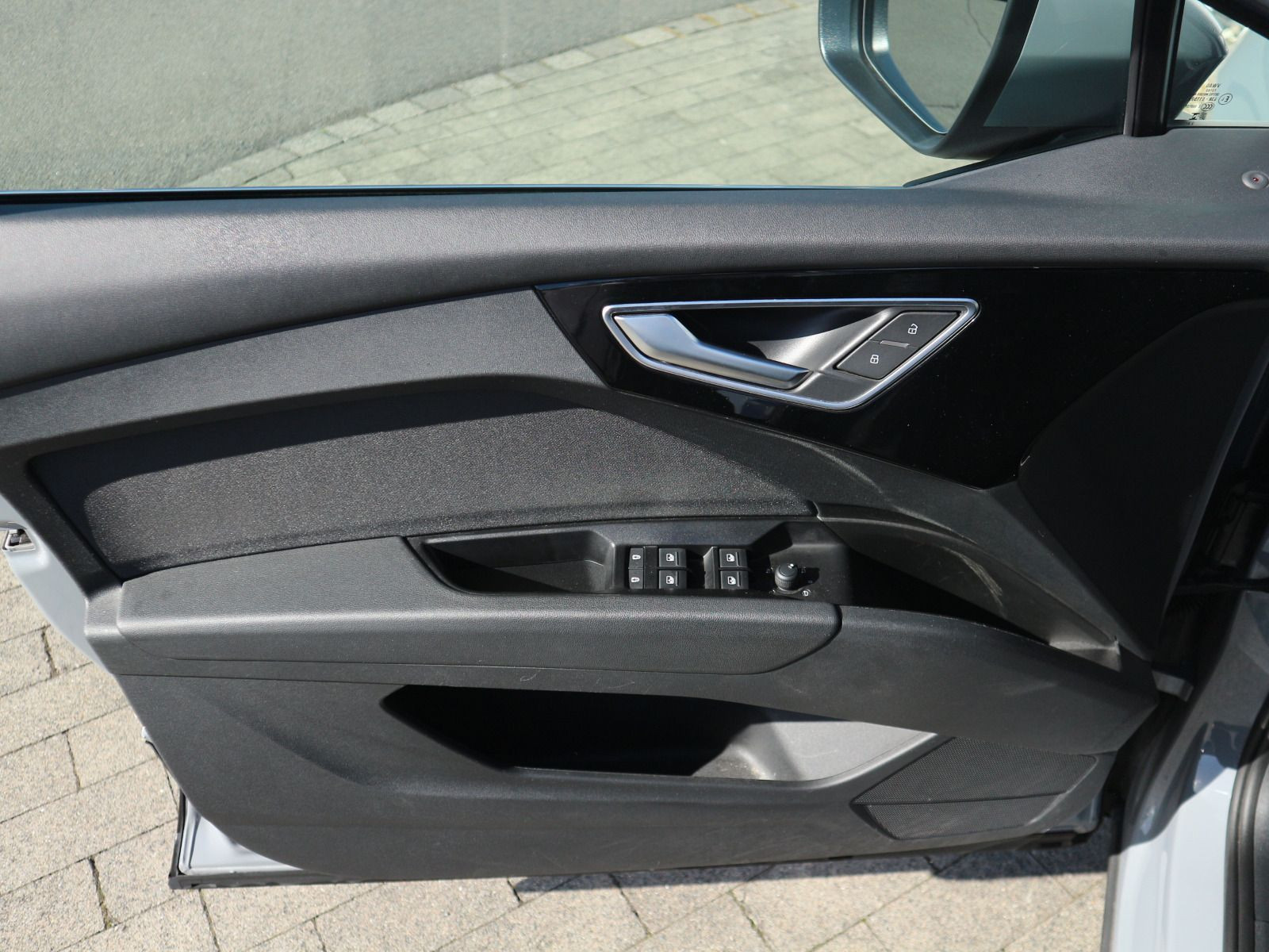 Fahrzeugabbildung Audi Q4 e-tron 40 ACC*RFK*SITZHEIZUNG*PARKASISST