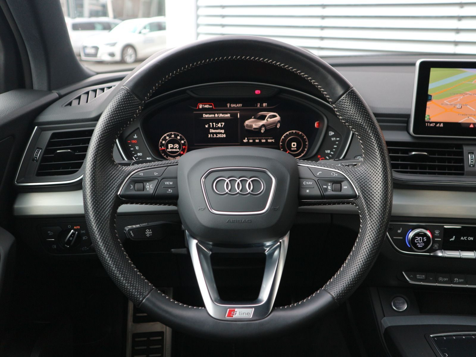 Fahrzeugabbildung Audi Q5 2.0 TFSI quattro S tronic sport CARPLAY*LED*SHZ*NAVI