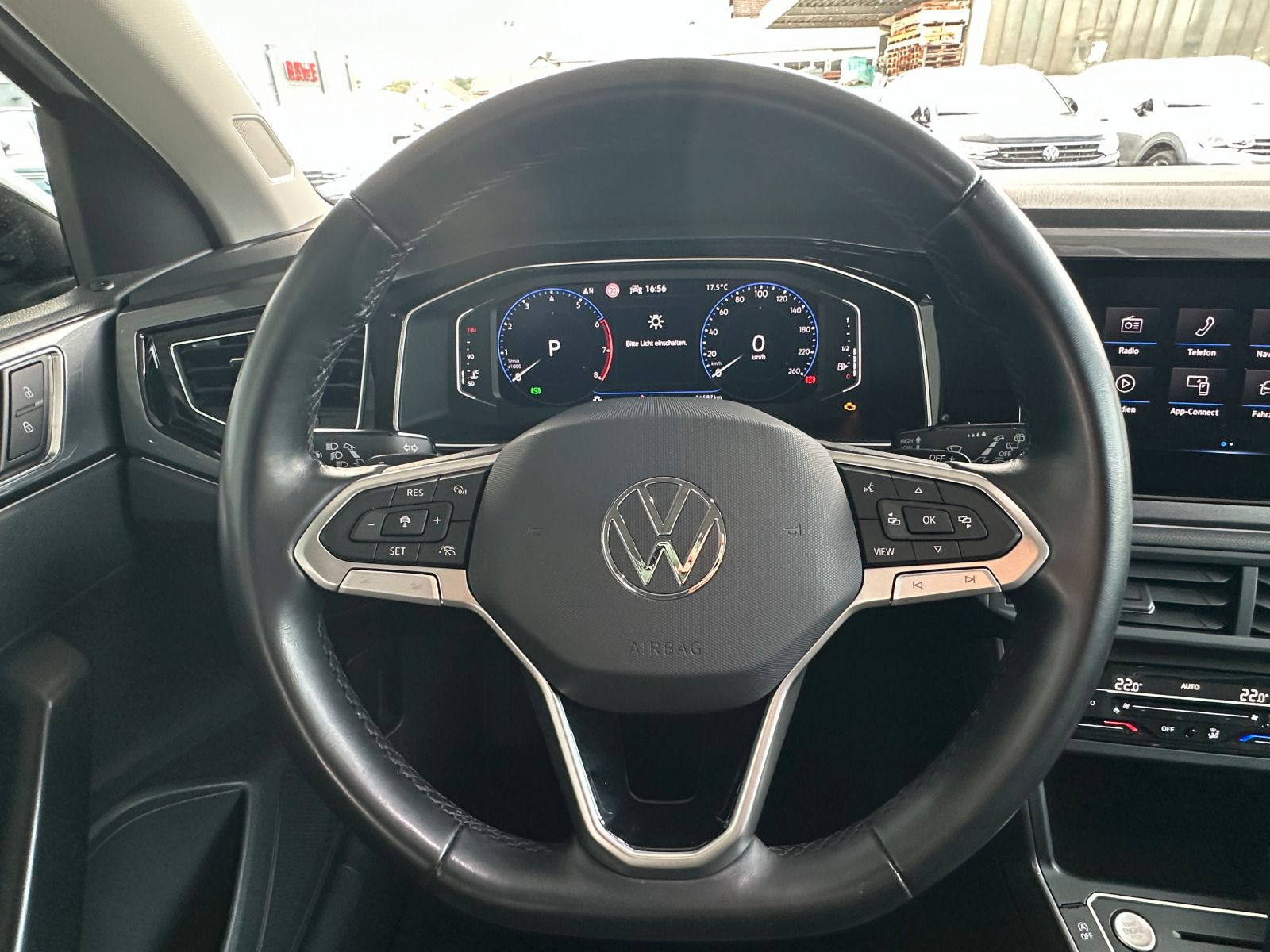 Fahrzeugabbildung Volkswagen Taigo Style 1.5 TSI DSG PANO AHK RFK NAVI