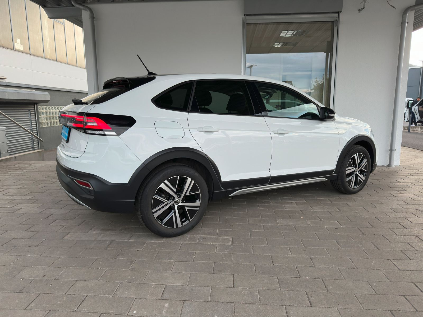 Fahrzeugabbildung Volkswagen Taigo Style 1.5 TSI DSG PANO AHK RFK NAVI