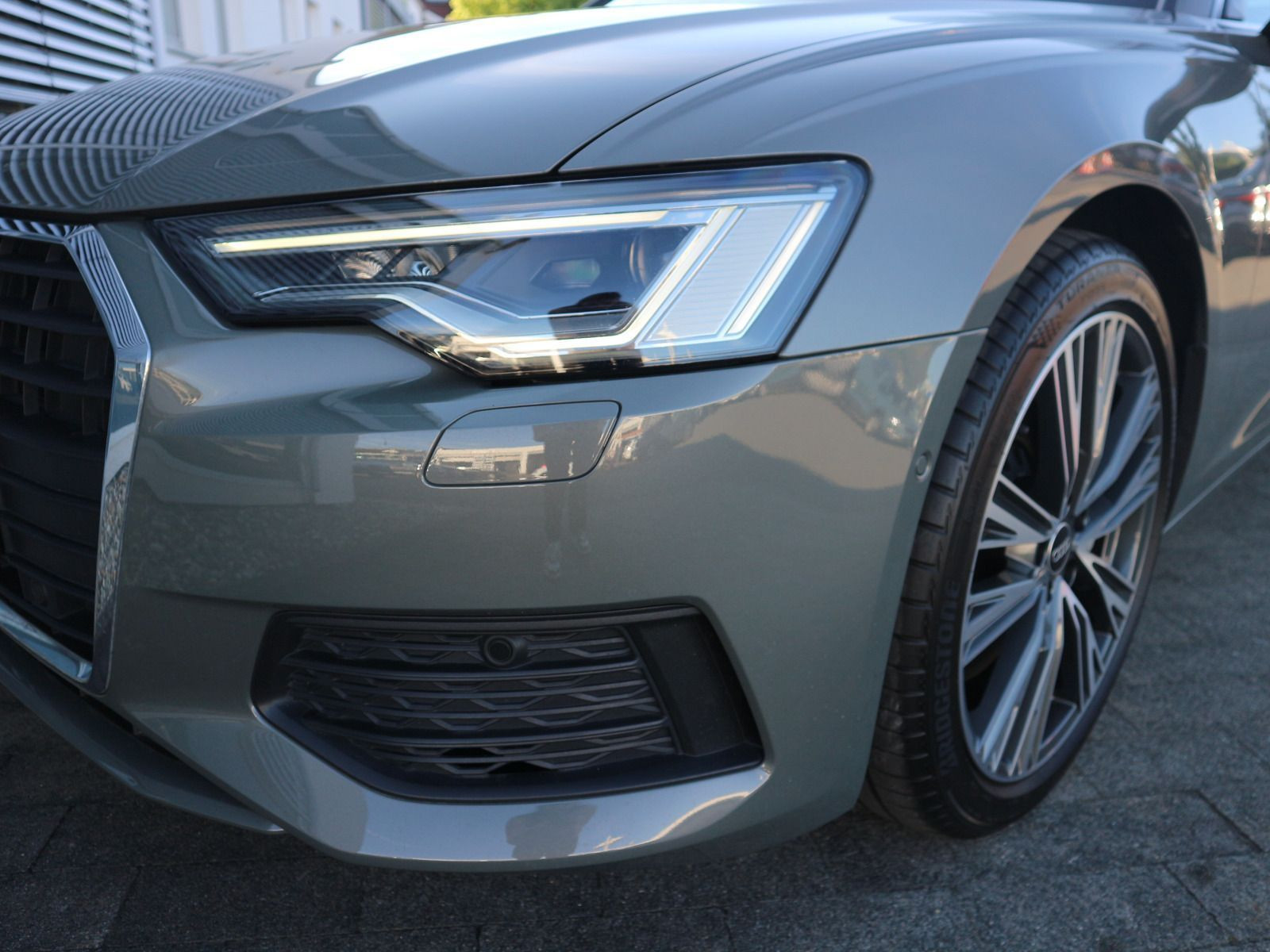 Fahrzeugabbildung Audi A6 Avant 50 TFSI e quattro basis CARPALY*RFK