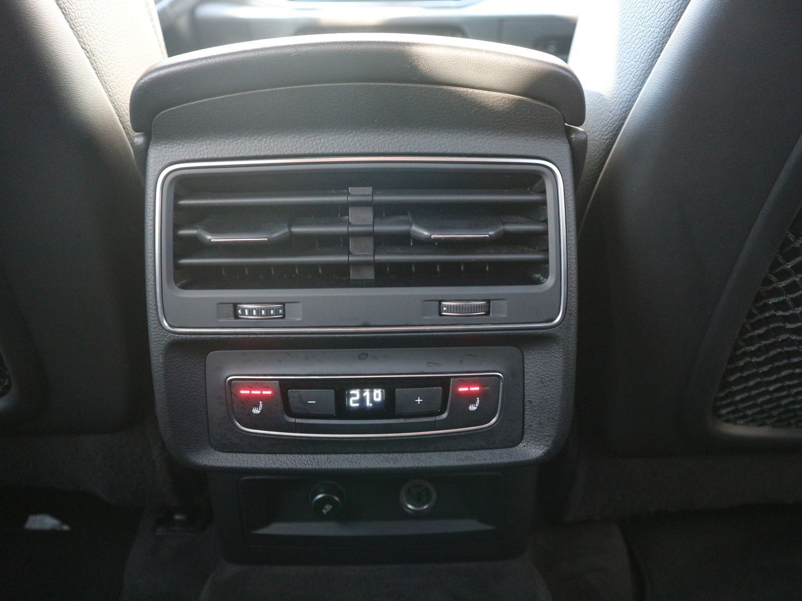 Fahrzeugabbildung Audi Q7 S line 55 TFSI e quattro AHK*HUD*MATRIX*CARPLAY*ACC