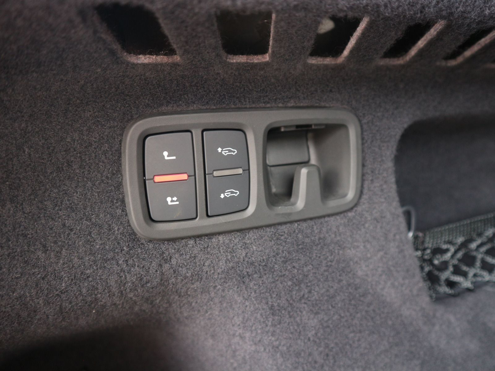 Fahrzeugabbildung Audi SQ8 4.0 TFSI quattro AHK*PANO*B&O*HUD*ACC*CARPLAY