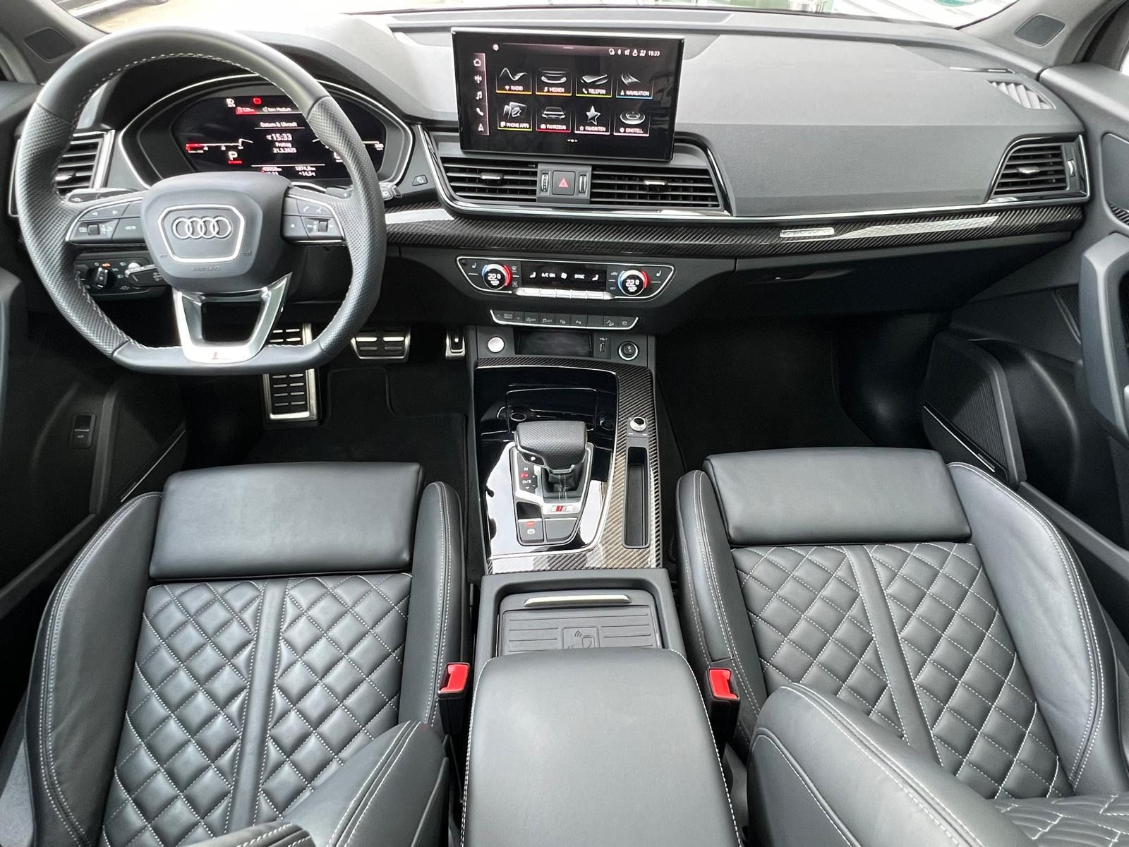Fahrzeugabbildung Audi SQ5 TDI+WINTERRÄDER+HEAD UP+PANORAMA+AHK+MATRIX+