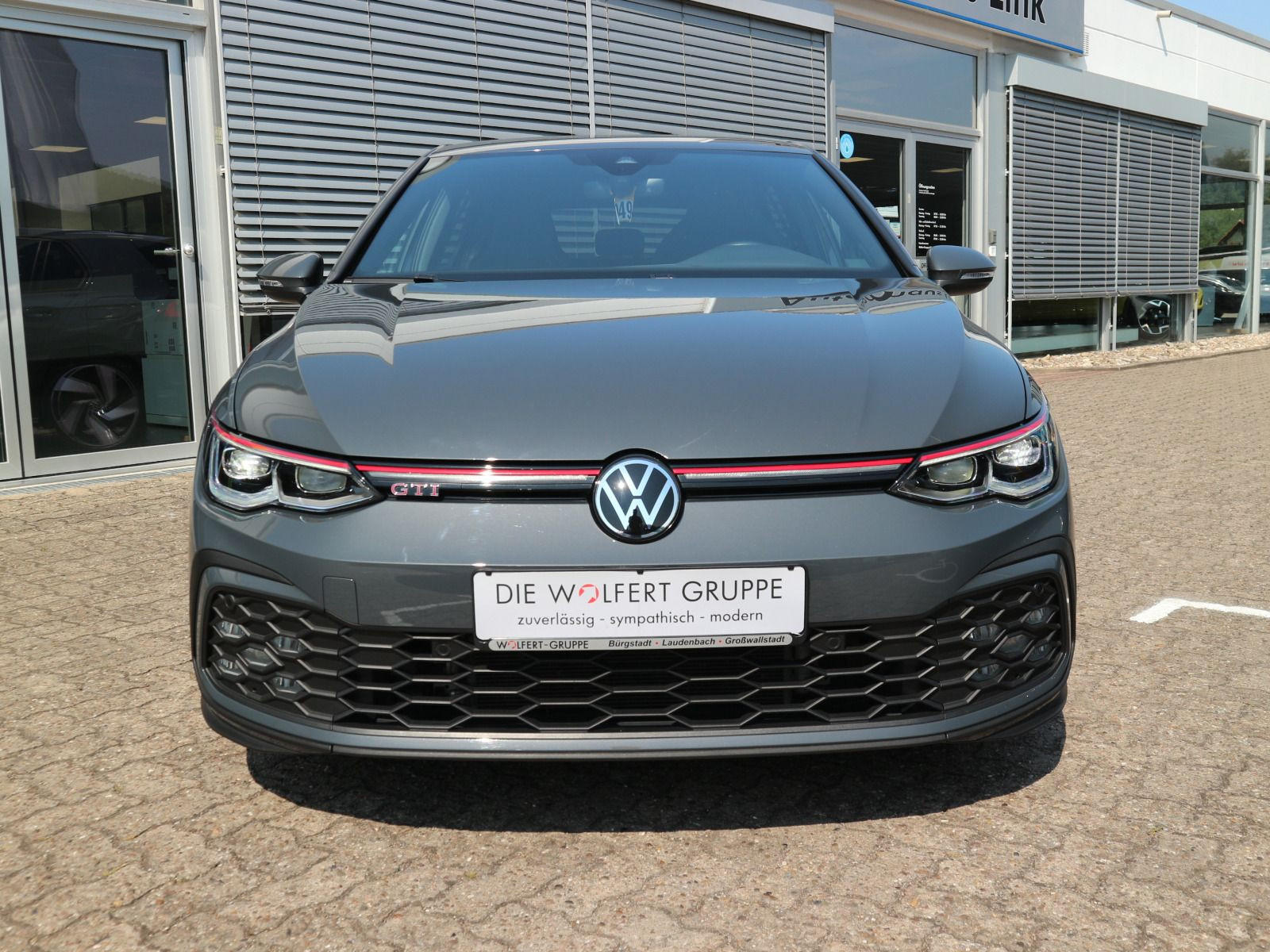 Fahrzeugabbildung Volkswagen Golf GTI 2.0 TSI DSG AHK MATRIX RFK ACC GTI