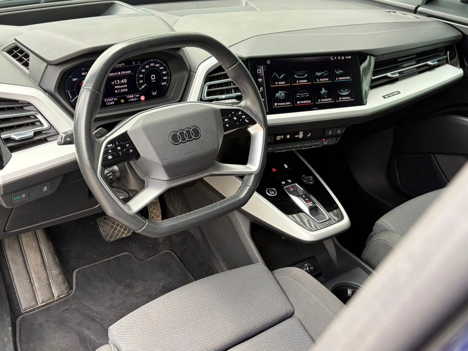 Fahrzeugabbildung Audi Q4 e-tron 35+KAMERA+HEAD UP+SPORTSITZE+NAVI PRO+
