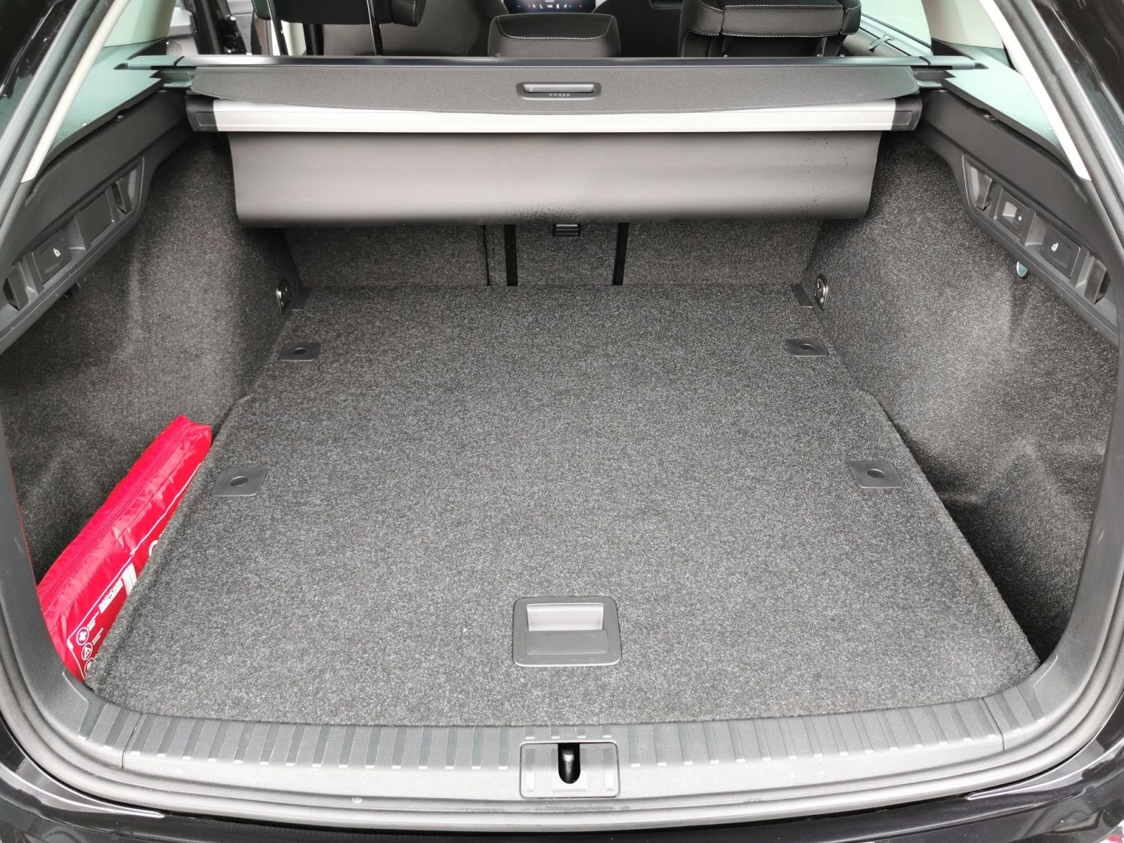 Fahrzeugabbildung SKODA Octavia Combi Style 2,0 TDI 110 kW DSG +AHK+NAVI