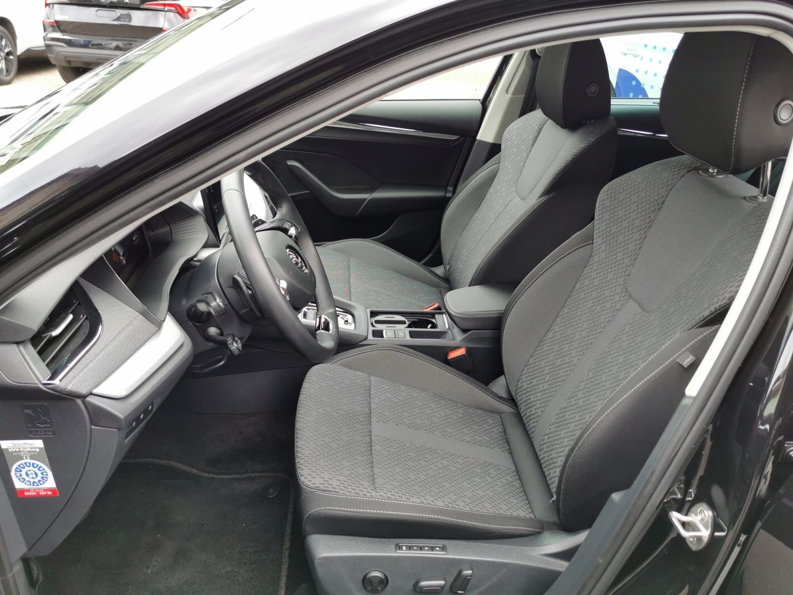 Fahrzeugabbildung SKODA Octavia Combi Style 2,0 TDI 110 kW DSG +AHK+NAVI