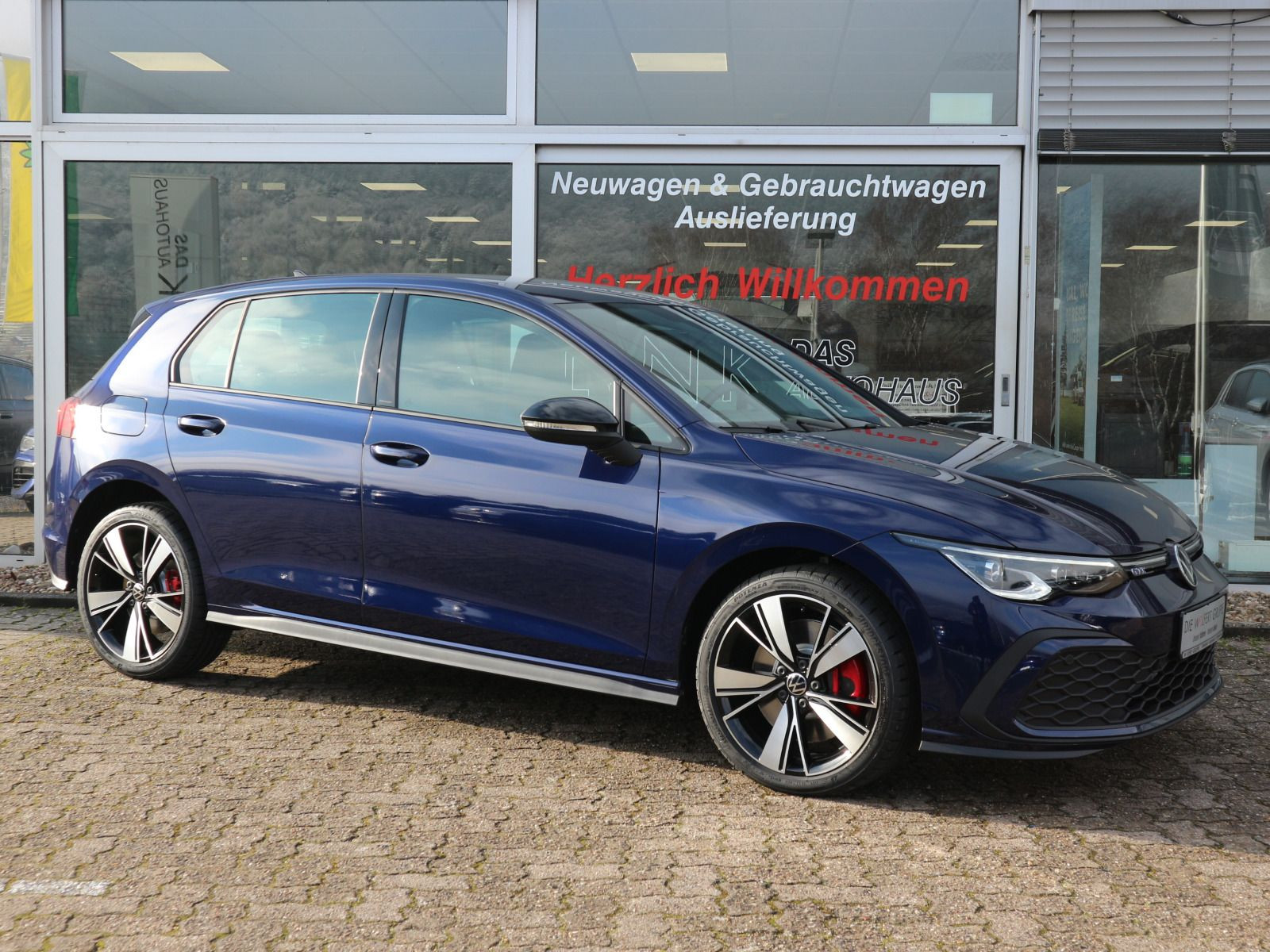 Fahrzeugabbildung Volkswagen Golf GTE 1,4 l eHybrid OPF (150 PS)/(110 PS) DSG *BlackStyle*