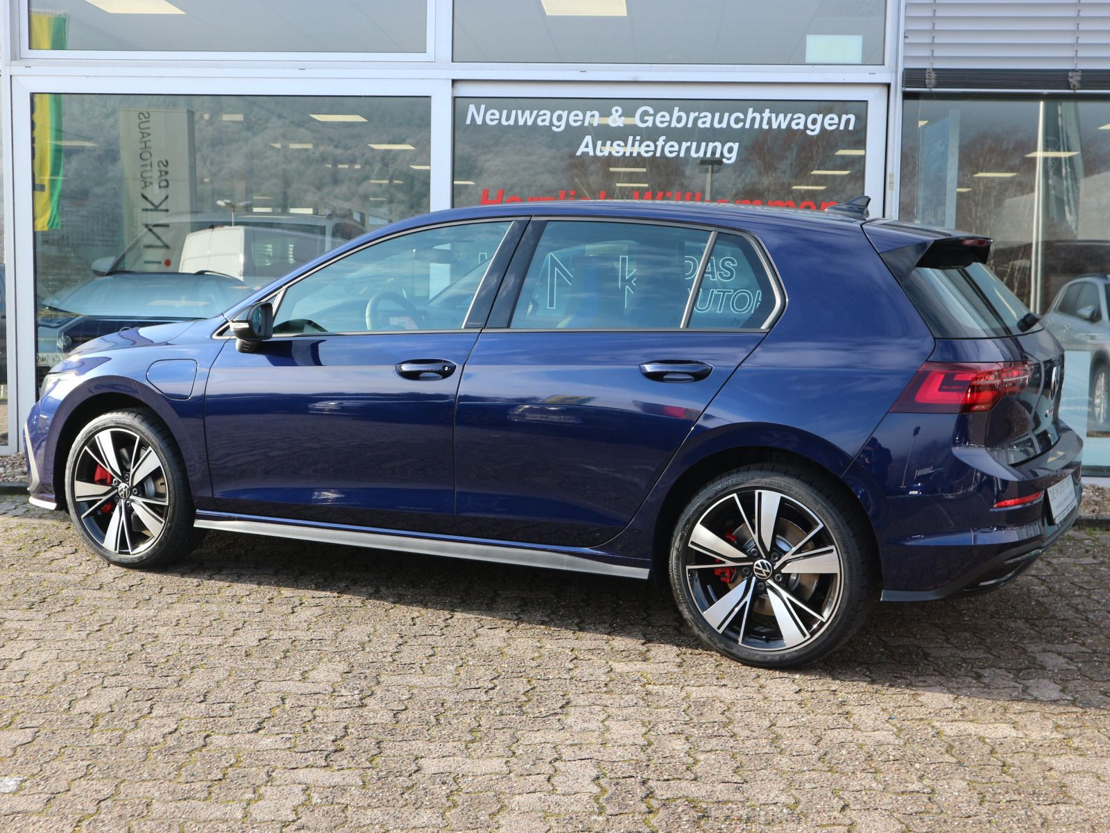 Fahrzeugabbildung Volkswagen Golf GTE 1,4 l eHybrid OPF (150 PS)/(110 PS) DSG *BlackStyle*