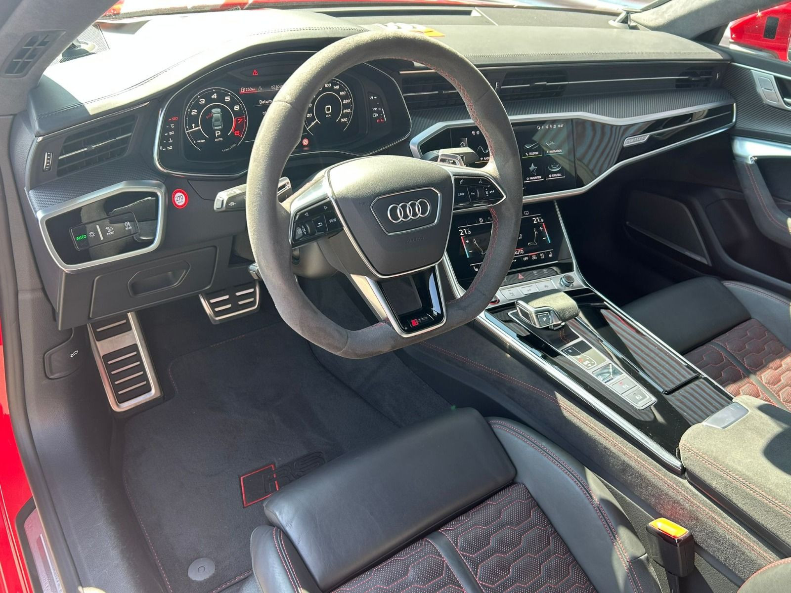 Fahrzeugabbildung Audi RS7 Sportback PERFORMANCE+WINTERRÄD+STANDHEIZUNG
