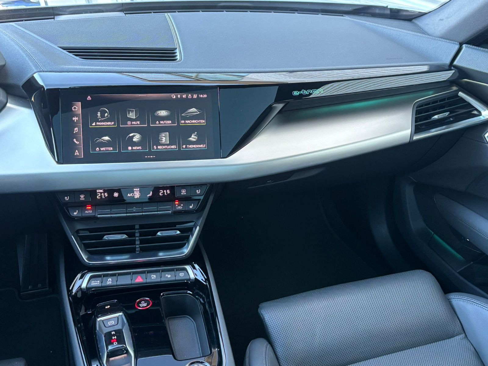 Fahrzeugabbildung Audi RS e-tron GT +INDIVIDUA. LACK+KERAMIK+PRO SITZE+