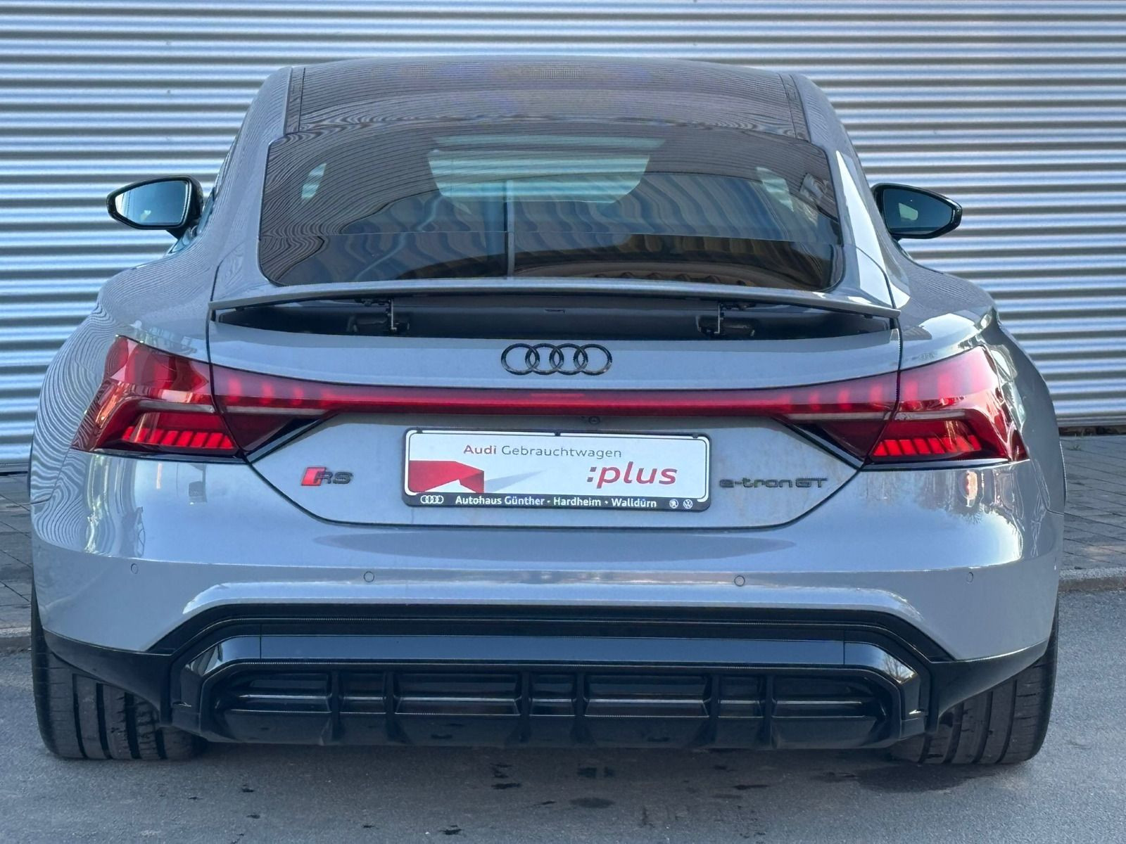 Fahrzeugabbildung Audi RS e-tron GT +INDIVIDUA. LACK+KERAMIK+PRO SITZE+
