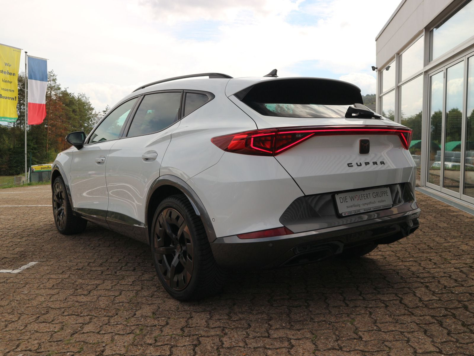 Fahrzeugabbildung CUPRA Formentor 4Drive 2.0 TDI DSG AHK PANO BEATS RFK