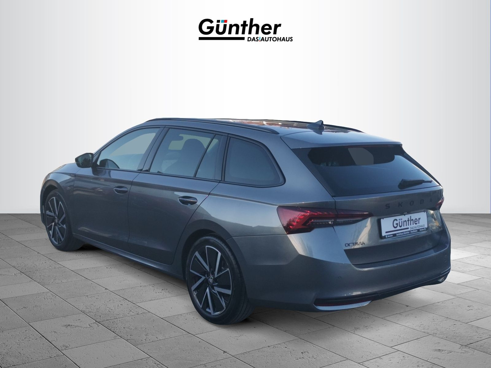Fahrzeugabbildung SKODA Octavia Combi 2.0 TSI Sportline 4x4 +AHK+PANO