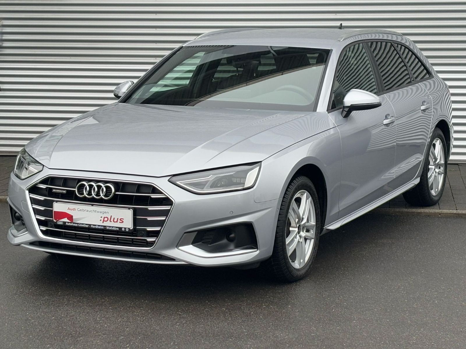Fahrzeugabbildung Audi A4 Avant 40 TFSI ADVANCED QU.+WINTERRÄDER+EL SIT