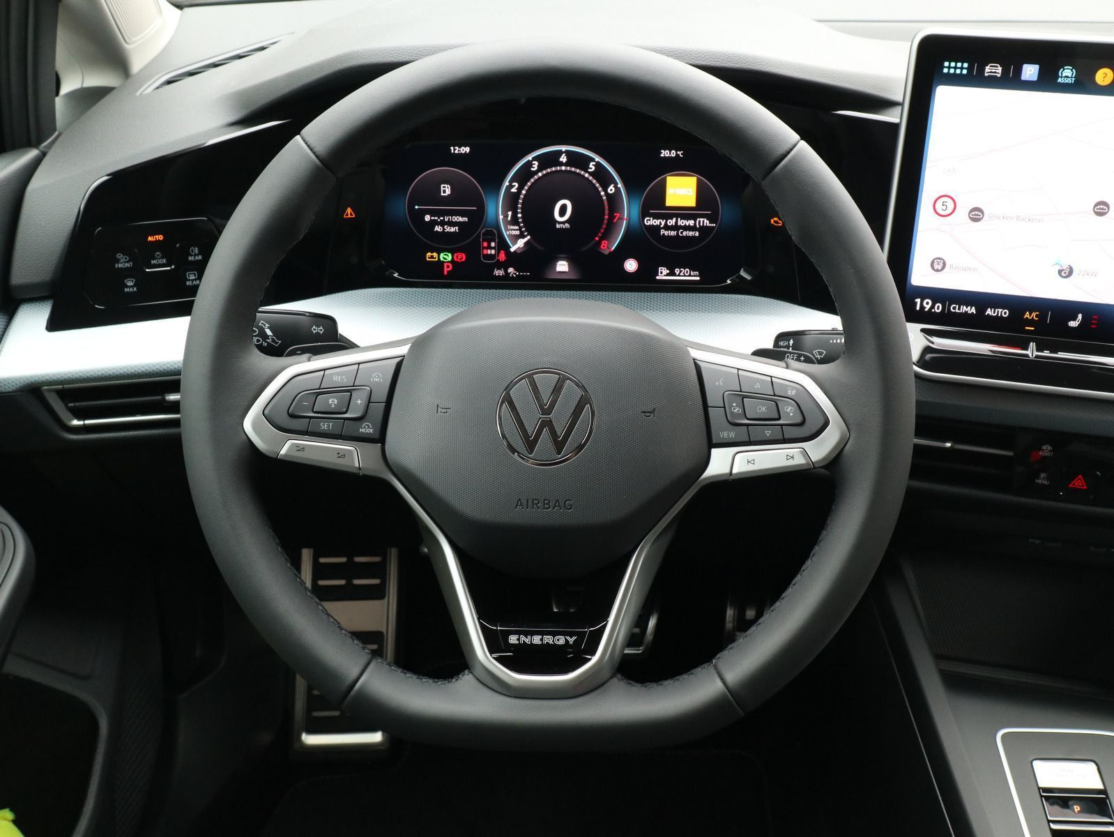 Fahrzeugabbildung Volkswagen Golf Energy 1.5 eTSI DSG NAVI LED PLUS 5J GARANTIE