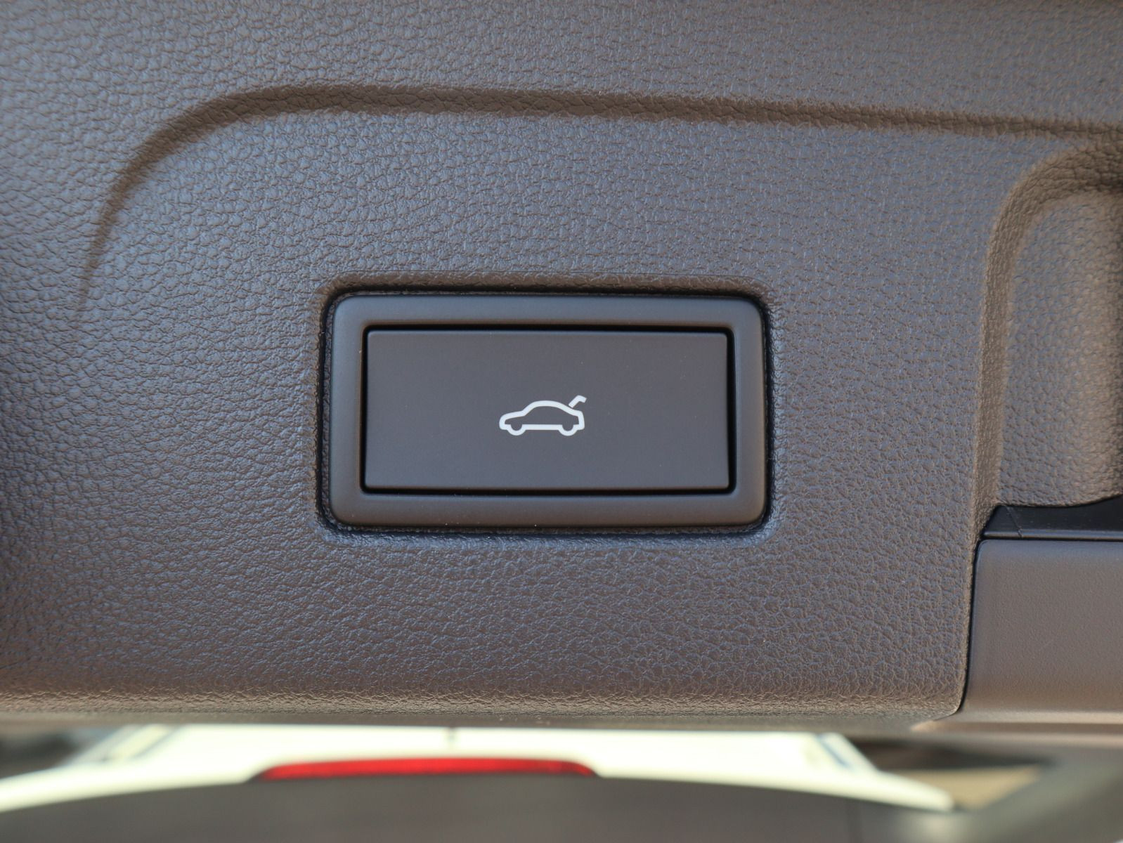 Fahrzeugabbildung Volkswagen Touran ENERGY 1,5 TSI OPF (150 PS) DSG*R-LINE*NAVI*7-SITZER*