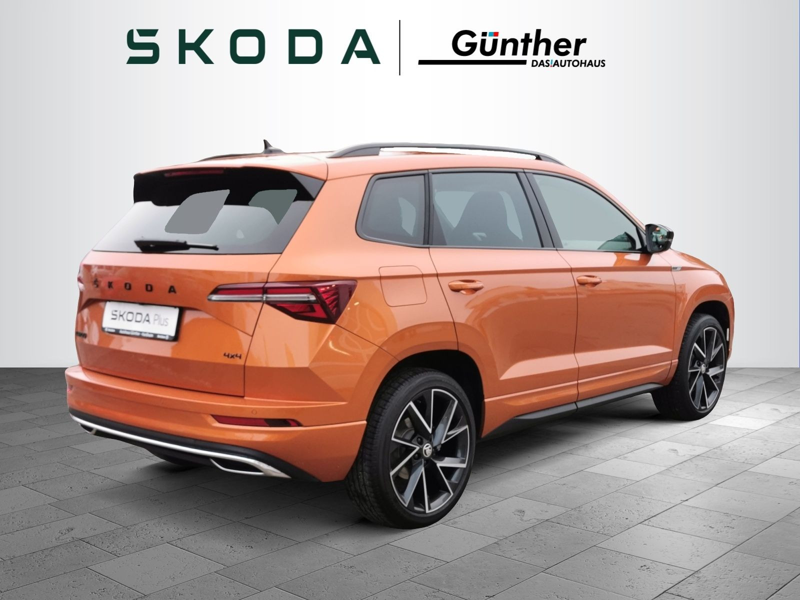 Fahrzeugabbildung SKODA Karoq Sportline 2.0 TDI DSG 4x4+AHK+KAMERA+CANTON+TRAVEL ASSIST