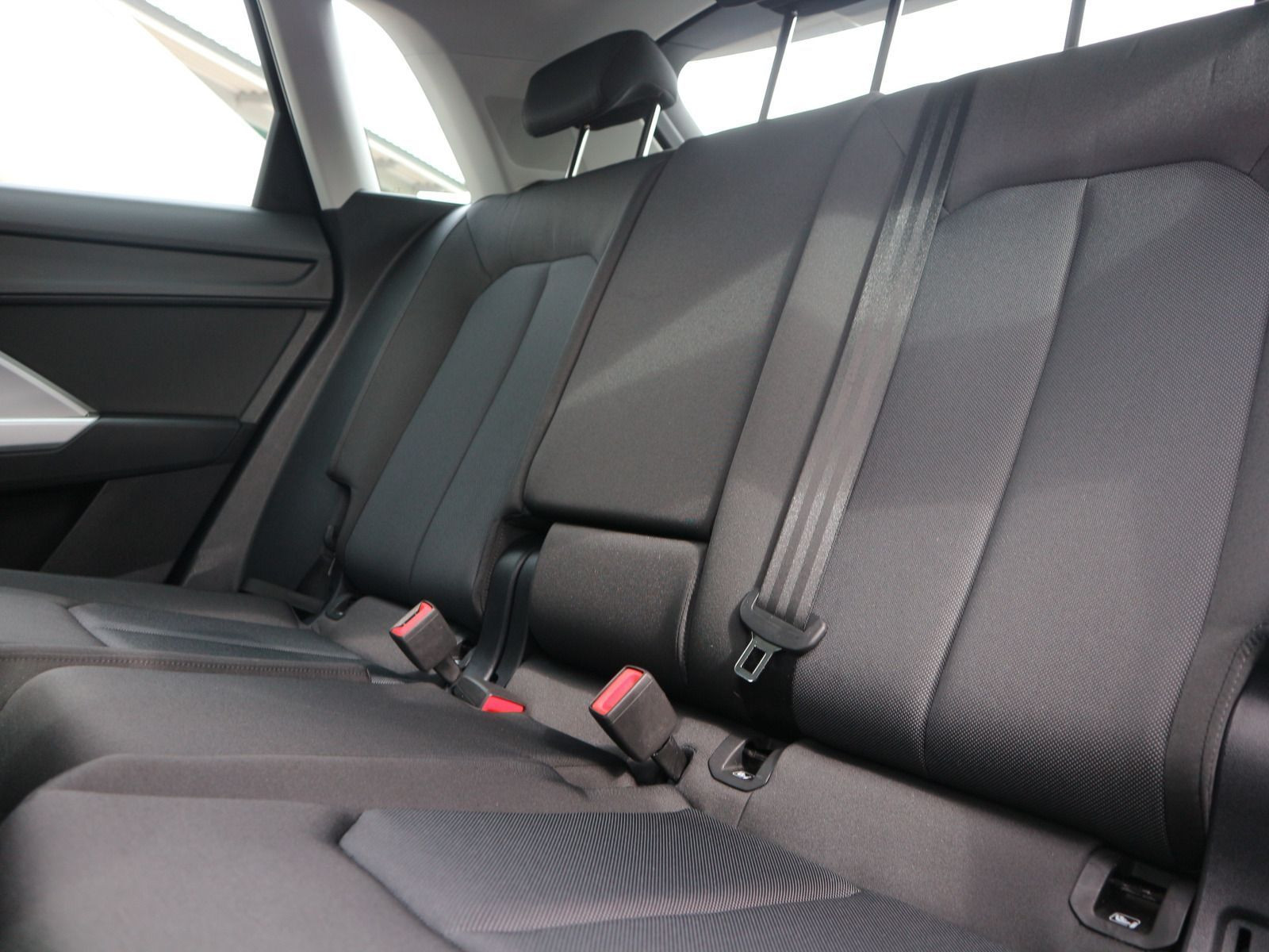Fahrzeugabbildung Audi Q3 35 TDI RFK*LED*SHZ*NAVI