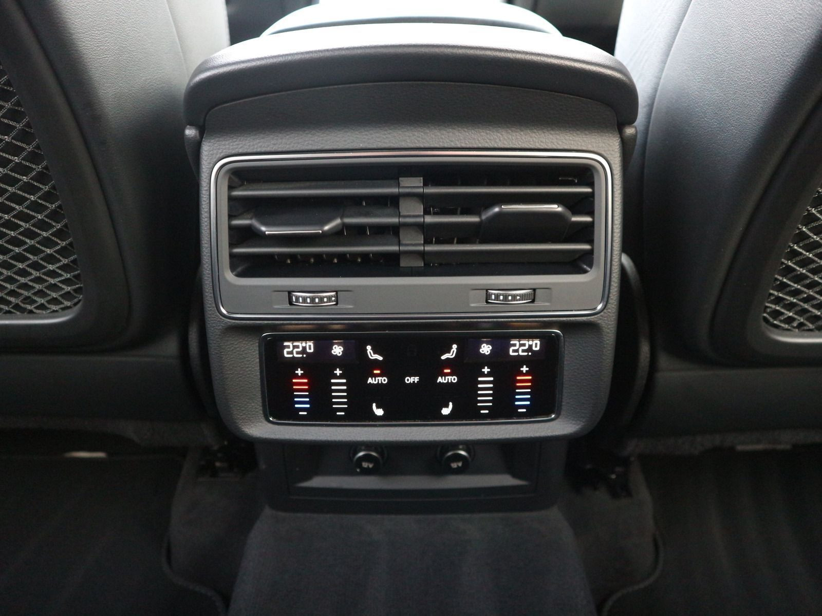 Fahrzeugabbildung Audi Q7 S line 50 TDI quattro HUD*PANO*AHK*CARPLAY*NAVI