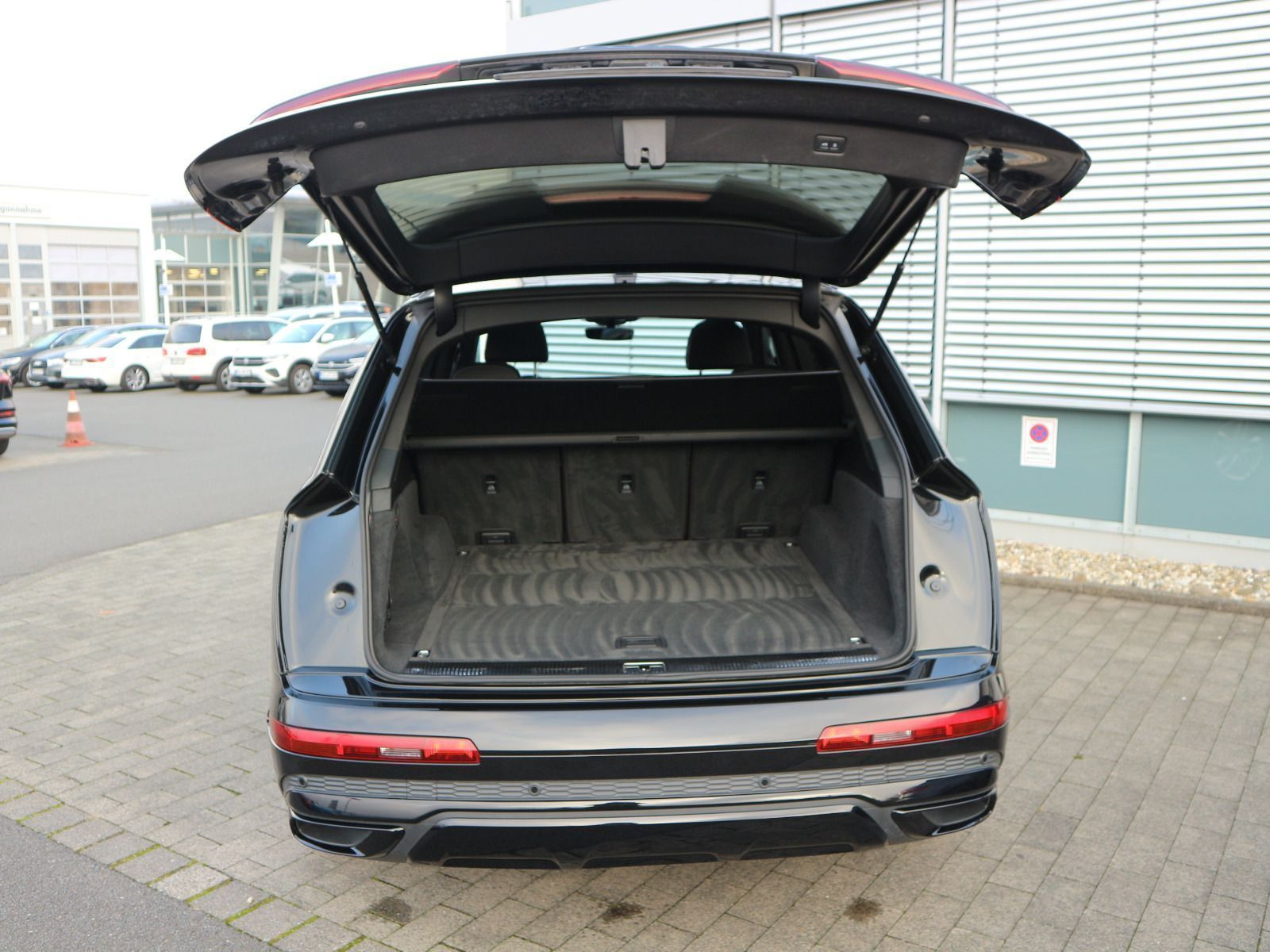 Fahrzeugabbildung Audi Q7 S line 50 TDI quattro HUD*PANO*AHK*CARPLAY*NAVI