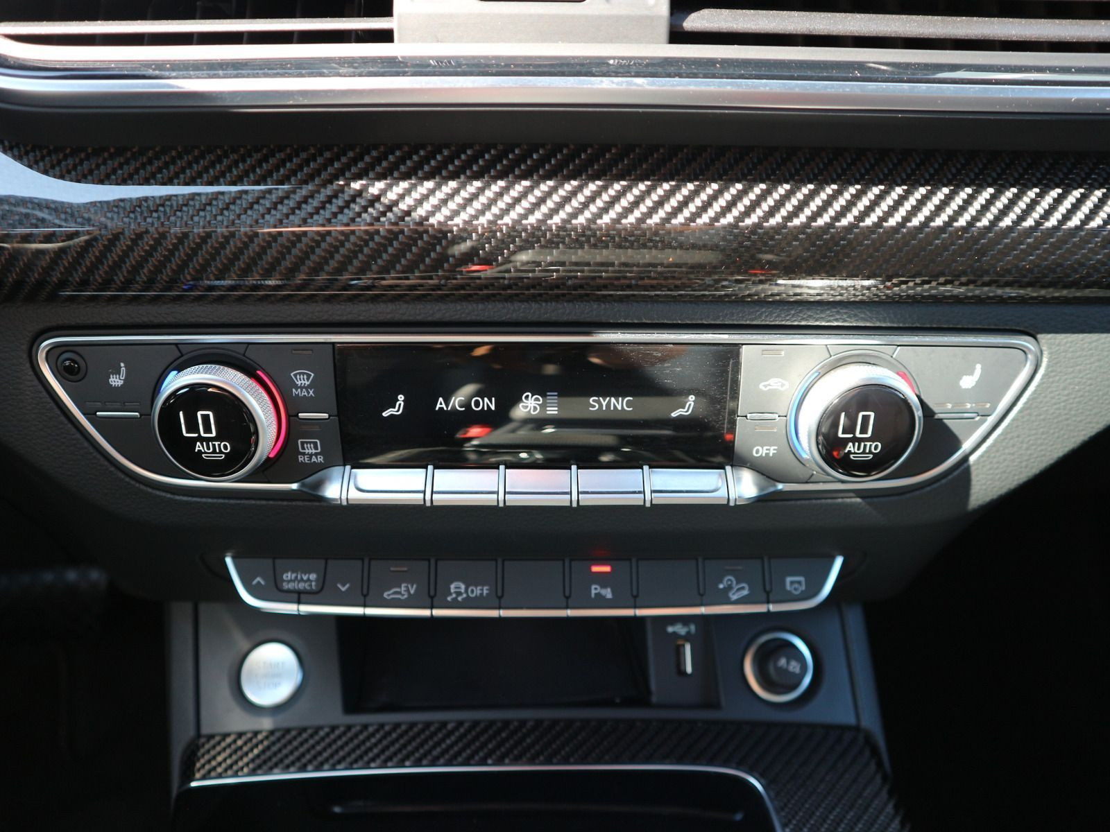 Fahrzeugabbildung Audi Q5 50 TFSI e quattro S line HUD*PANO*B&O*MATRIX