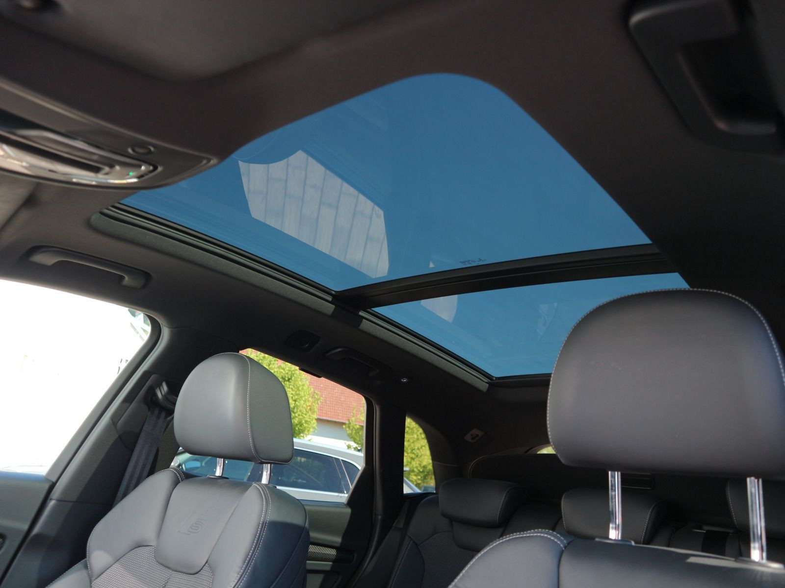 Fahrzeugabbildung Audi Q5 50 TFSI e quattro S line HUD*PANO*B&O*MATRIX