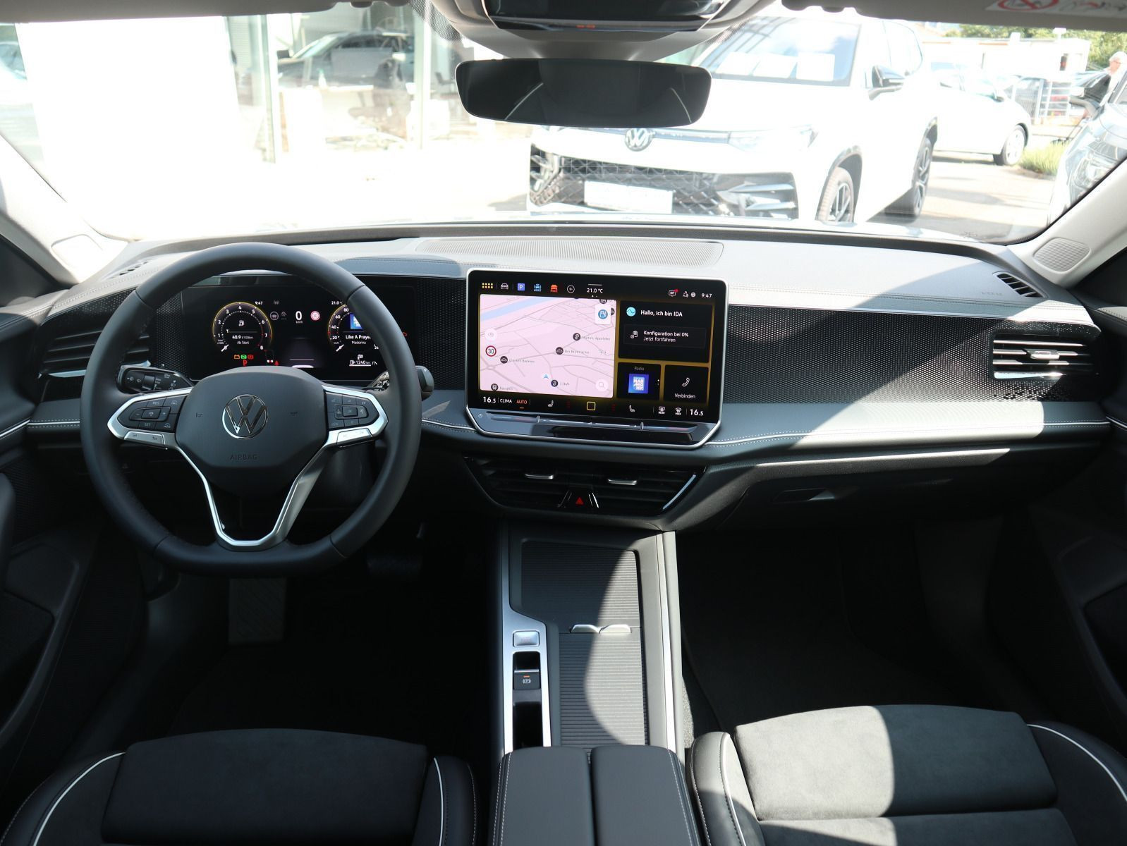 Fahrzeugabbildung Volkswagen Passat Business 1,5 eTSI OPF (150 PS) DSG *NAVI*AHK*