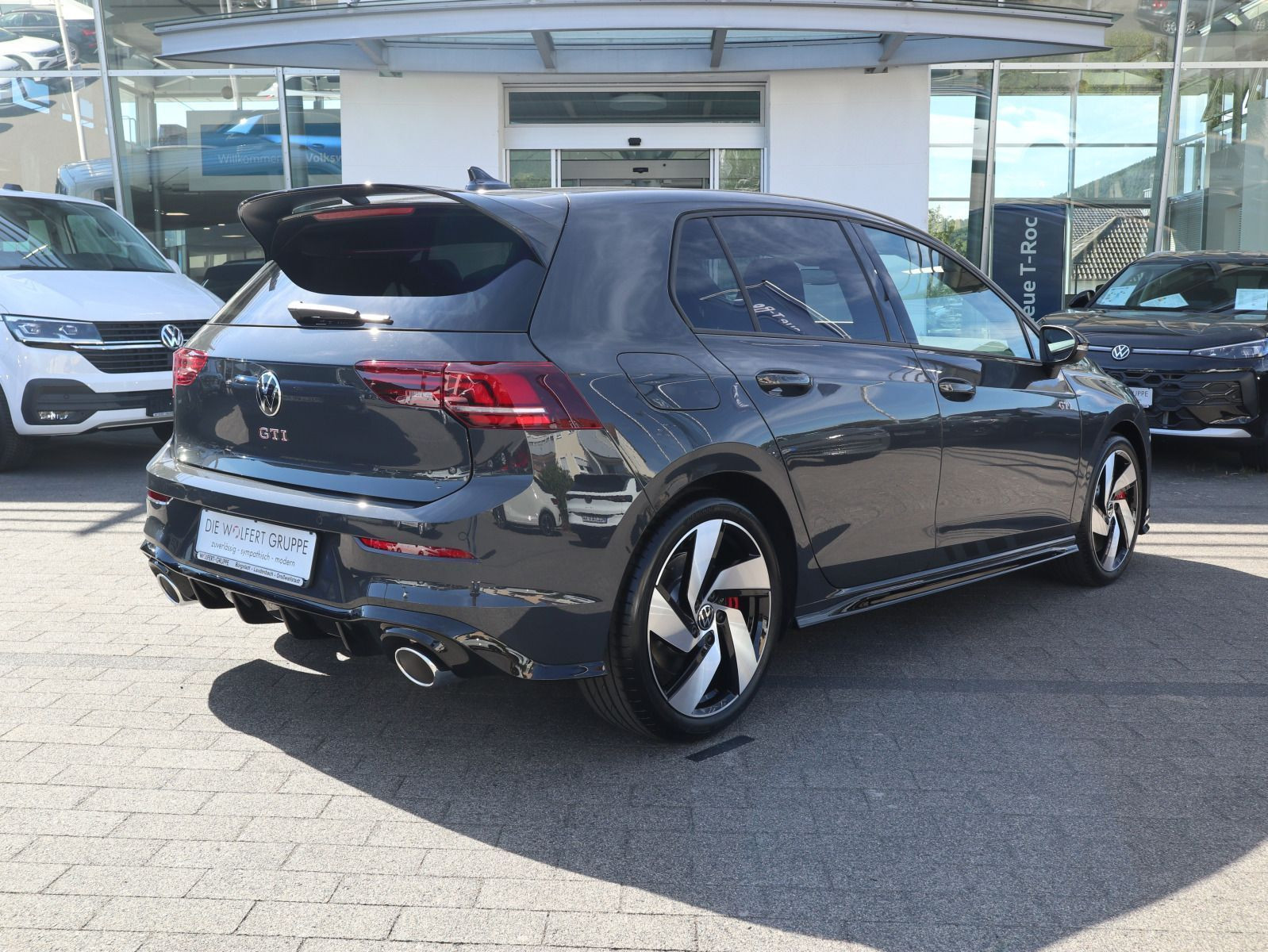 Fahrzeugabbildung Volkswagen Golf GTI Clubsport 2,0 TSI OPF 221 kW (300 PS) DSG *WINTERRÄDER*BLACKSTYLE*SOFORT!*