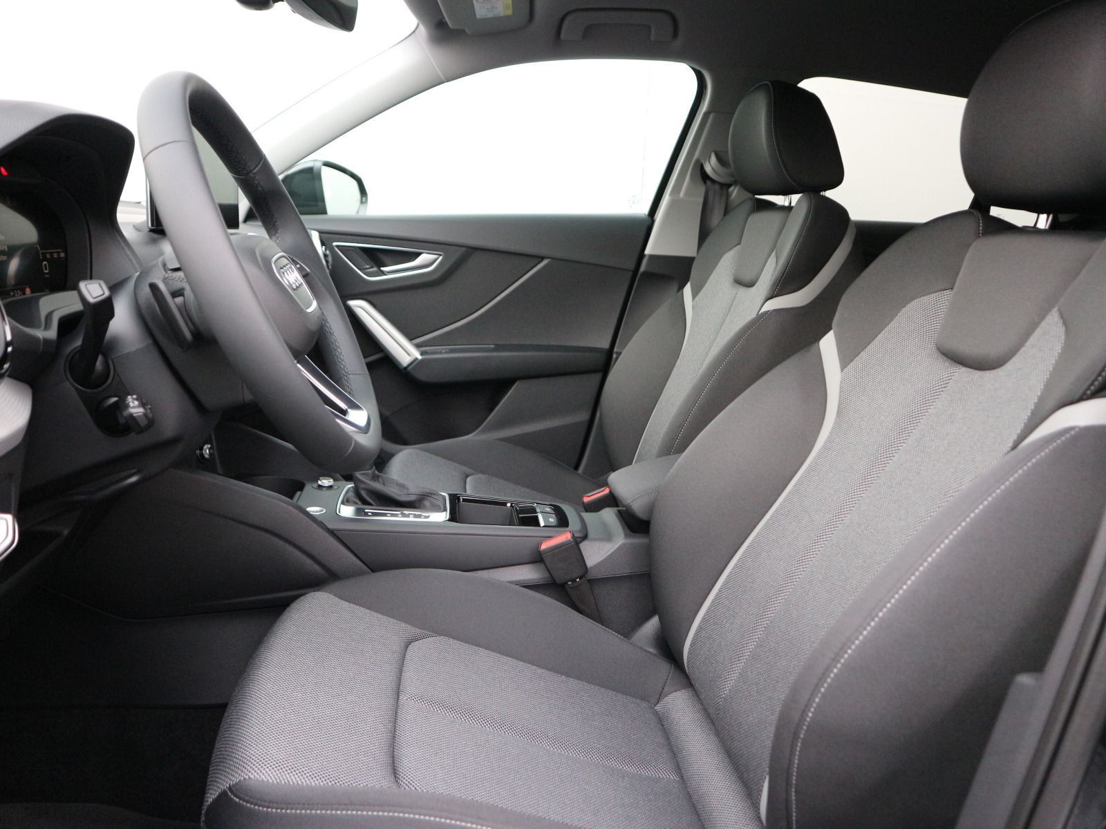 Fahrzeugabbildung Audi Q2 advanced 35 TFSI S tronic*AHK*LED*NAVI*ACC*