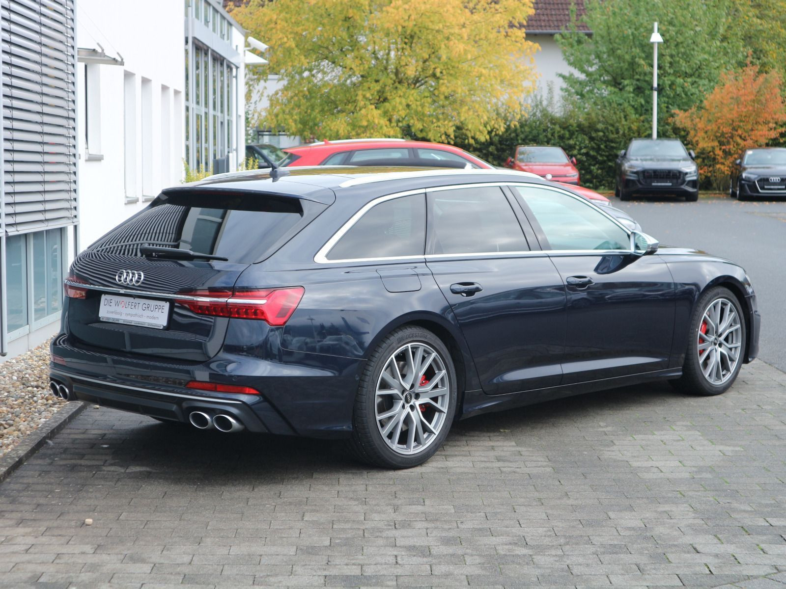 Fahrzeugabbildung Audi S6 Avant TDI quattro PANO+B&O+360°+MATRIX-LED