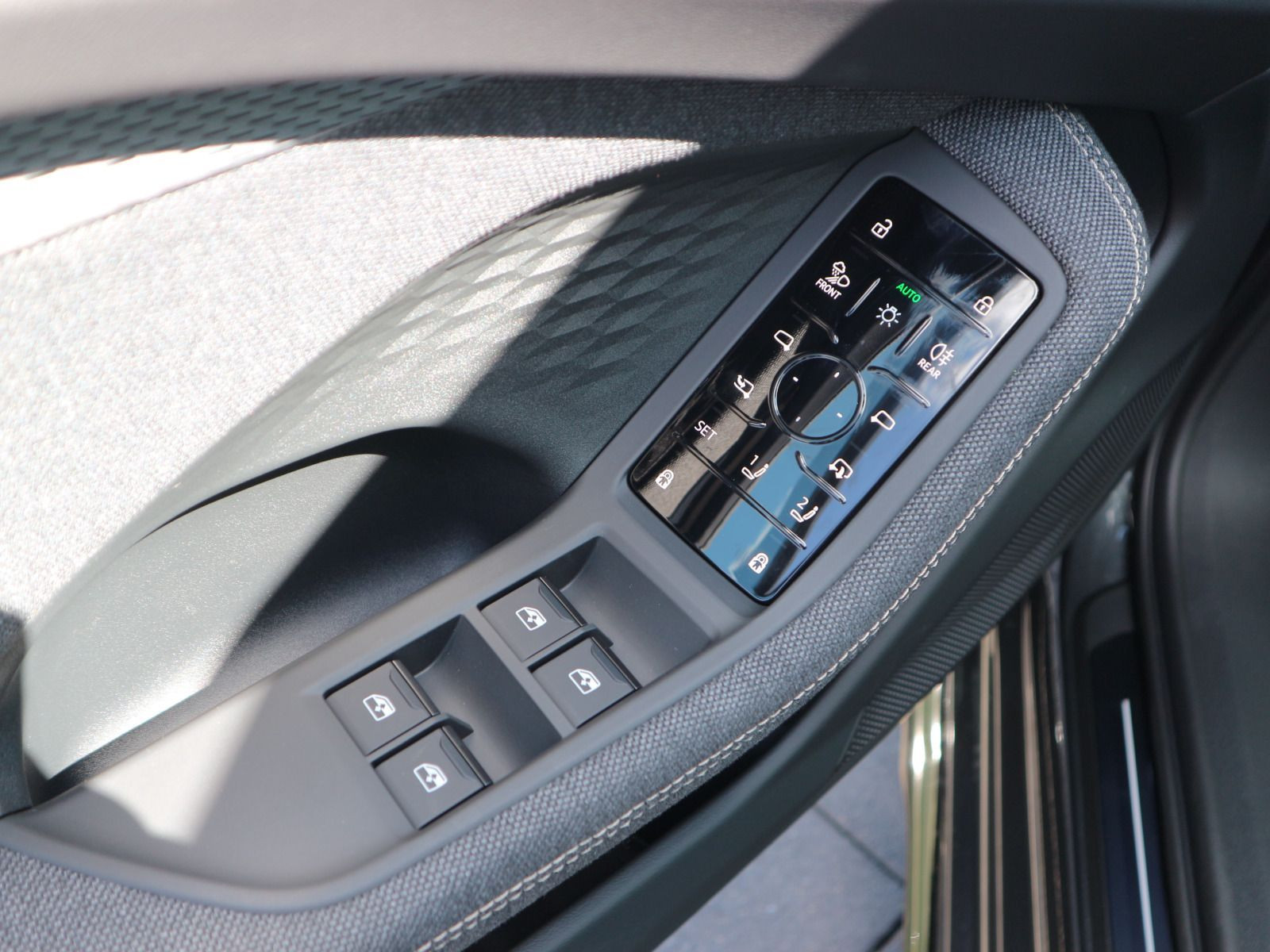 Fahrzeugabbildung Audi A6 Avant edition one TDI quattro S tronic S line