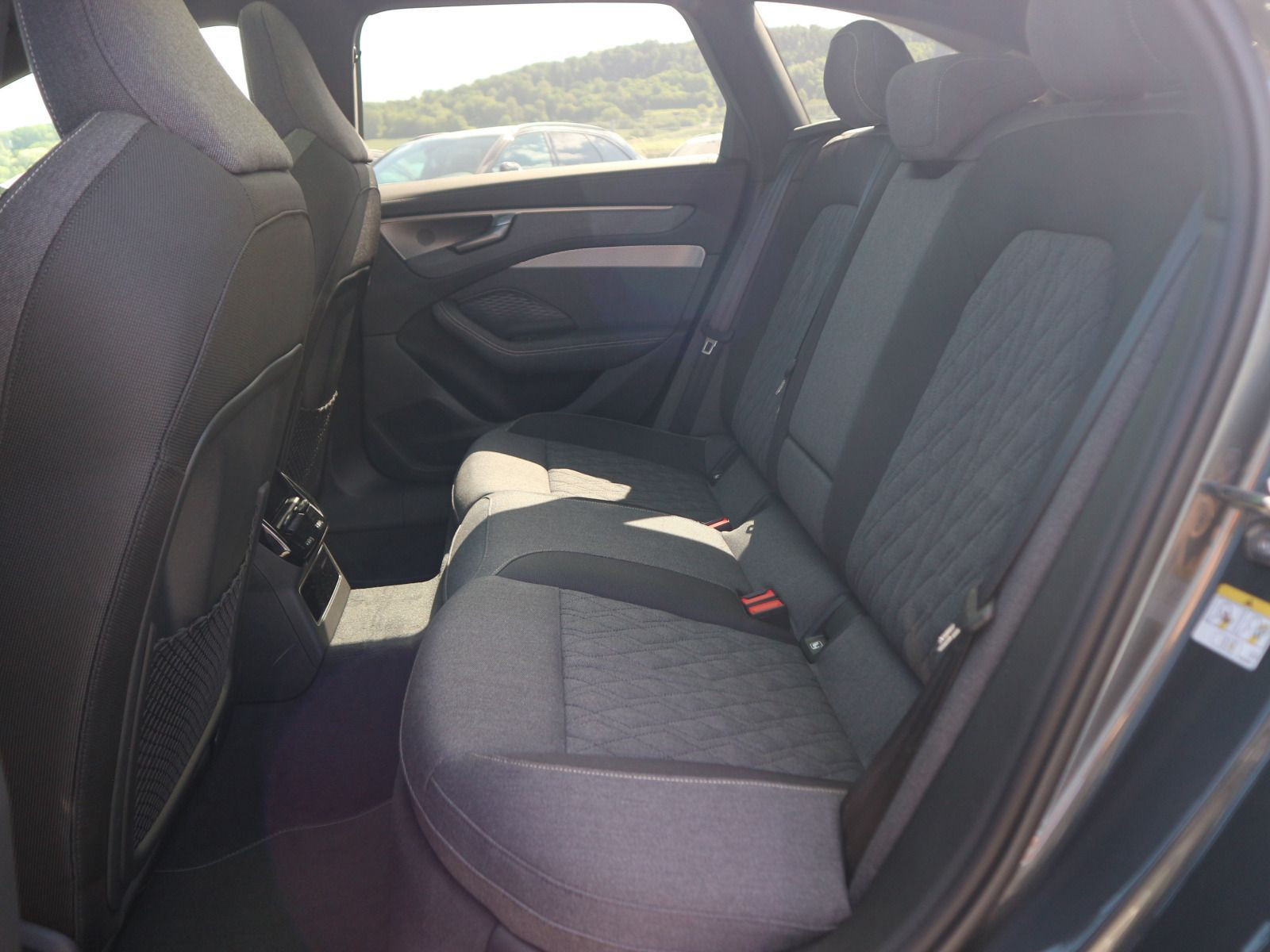 Fahrzeugabbildung Audi A6 Avant edition one TDI quattro S tronic S line