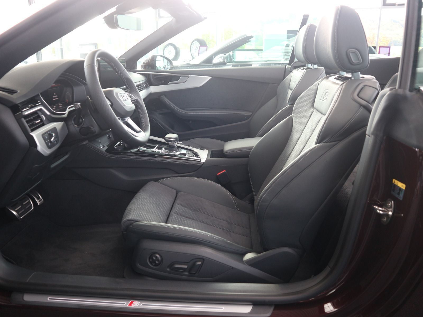Fahrzeugabbildung Audi A5 Cabrio S line 40 TFSI quattro SOFORT VERFÜGBAR