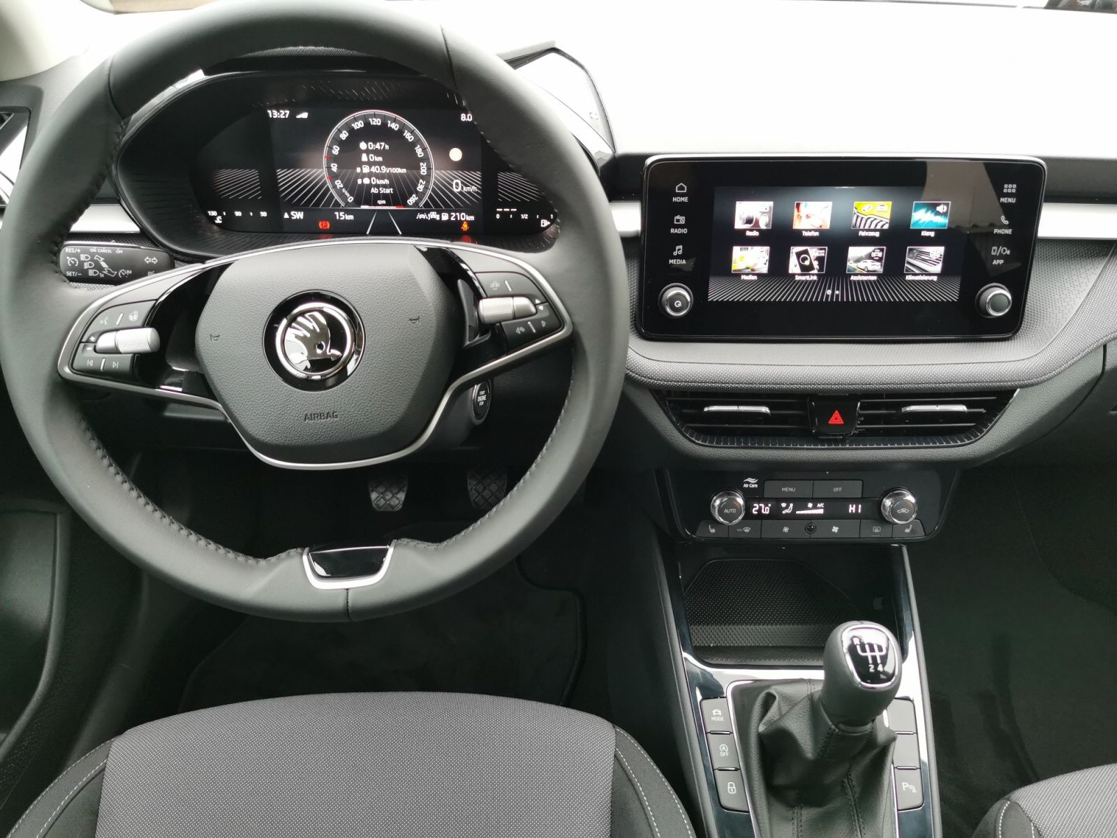 Fahrzeugabbildung SKODA Fabia 1.0 TSI DRIVE 70 kW +WINTER+SmartLink+LM
