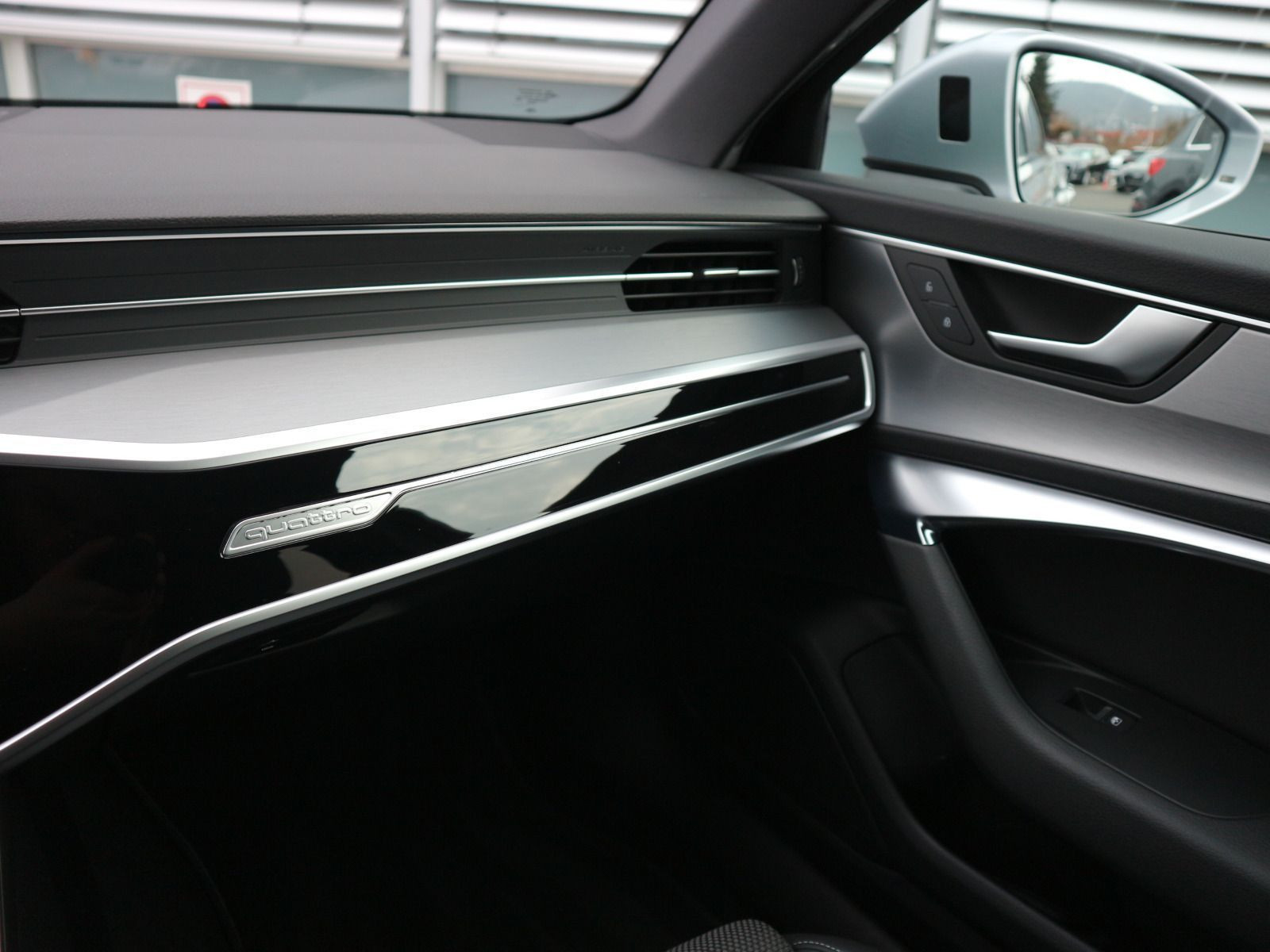 Fahrzeugabbildung Audi A6 Avant S line 40 TDI quattro MATRIX*ACC*AHK